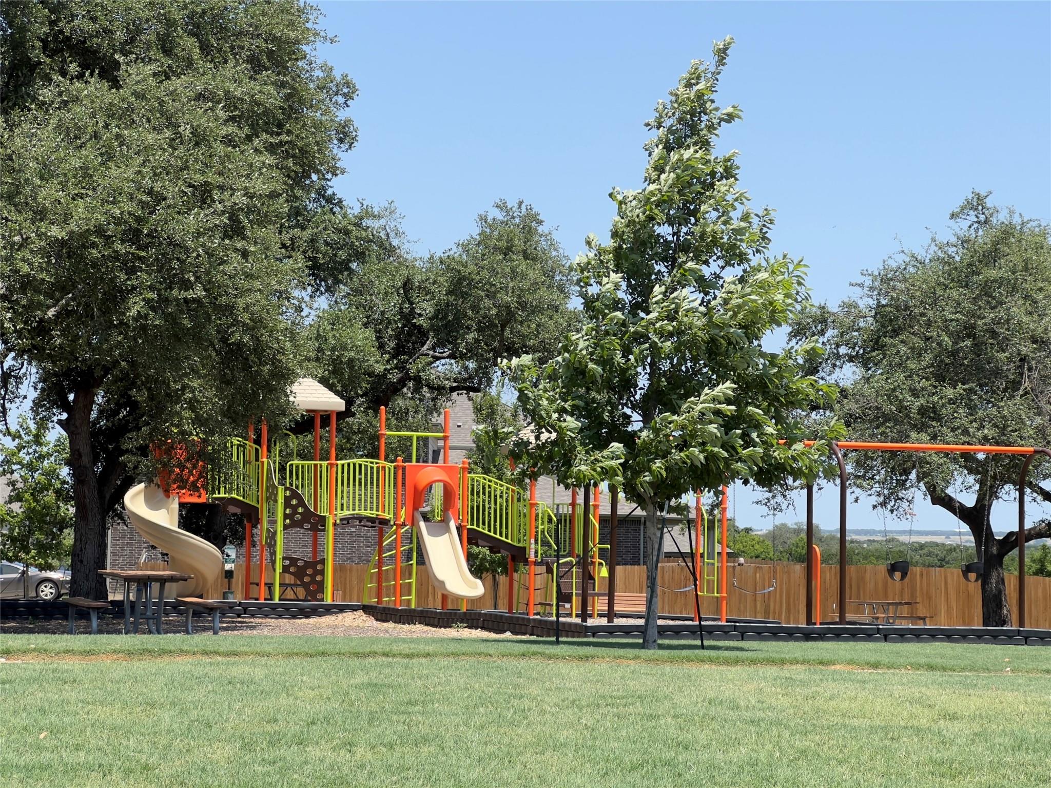 2016 Alexander Oaks Dr Property Photo 20