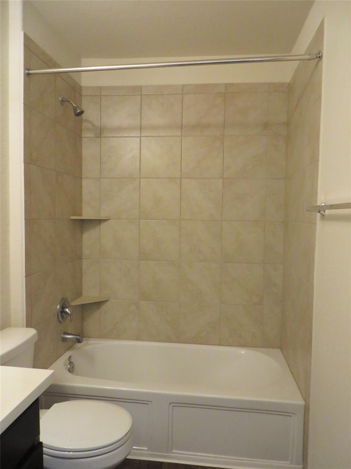 400 Major Lee Ln #3h Property Photo 10