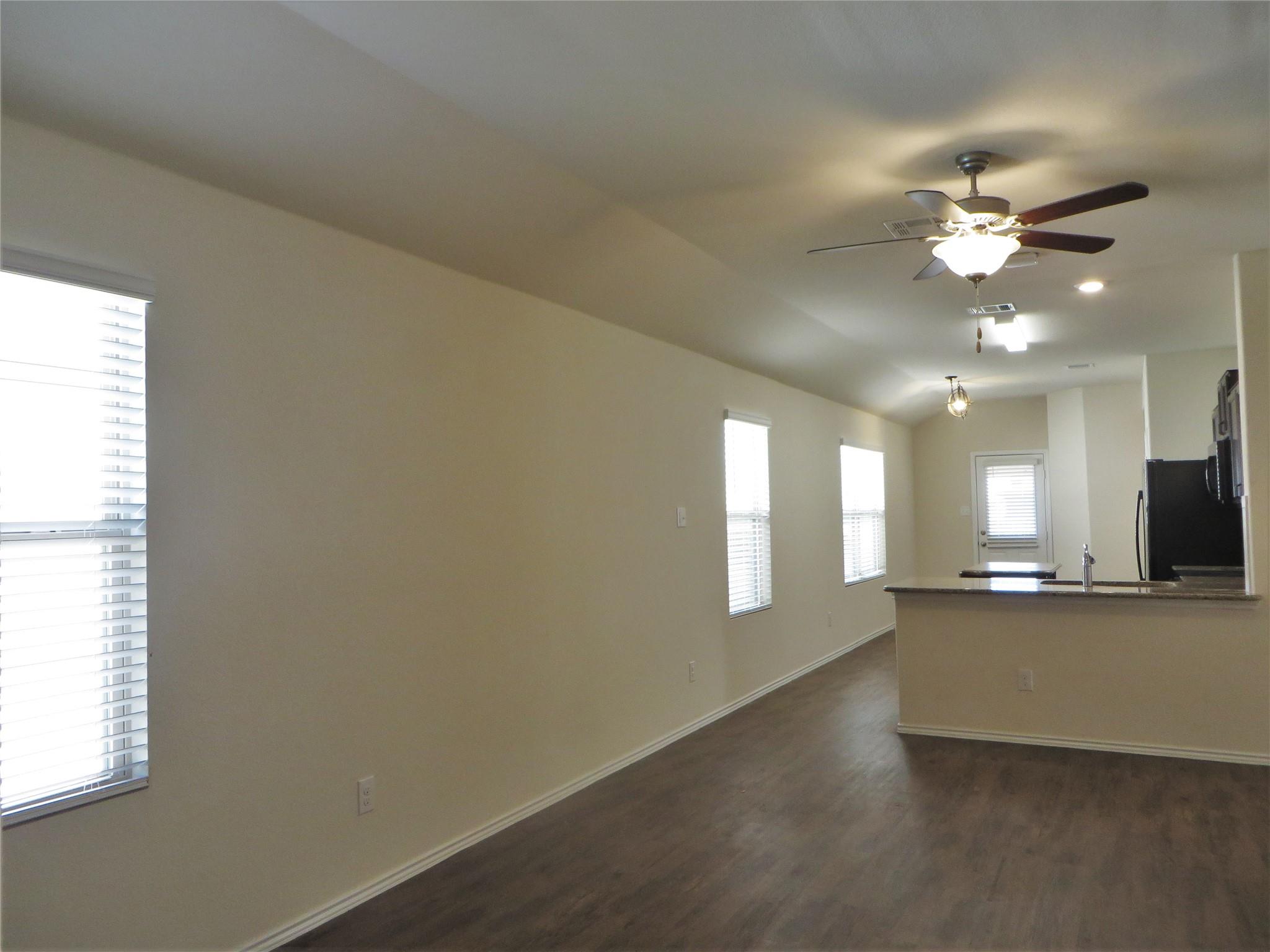 400 Major Lee Ln #3h Property Photo 14