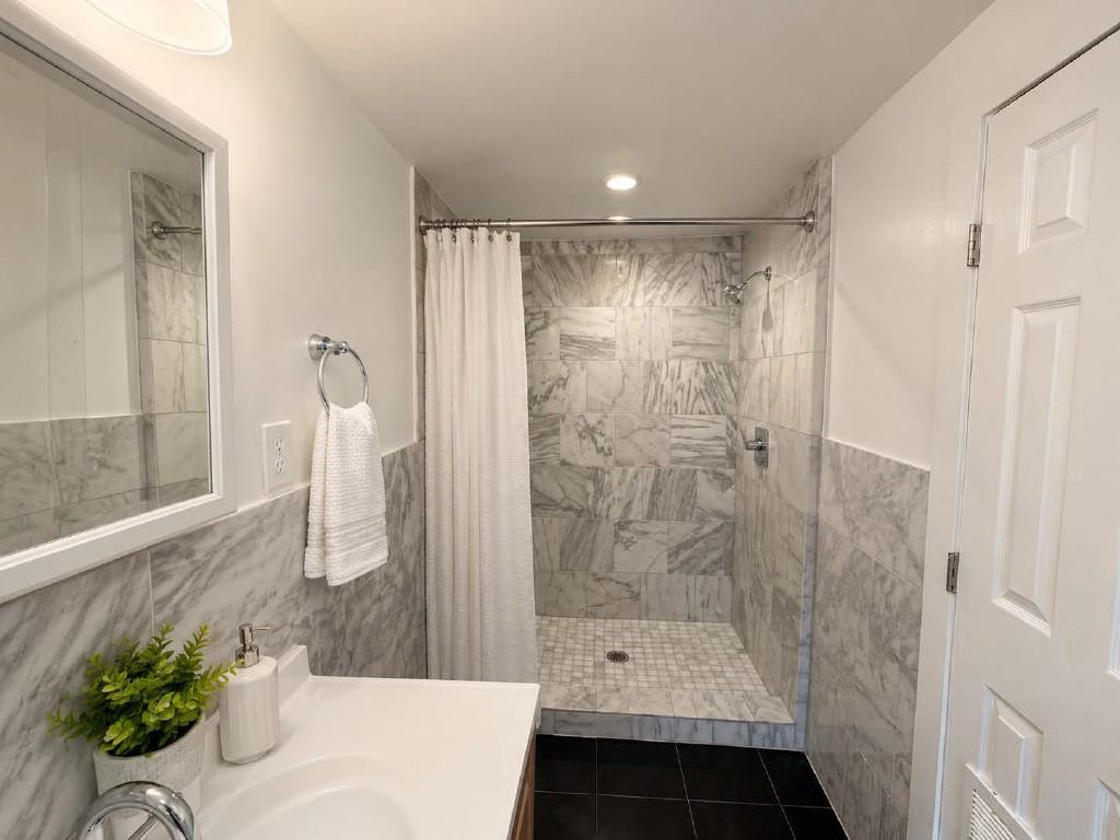 4611 Milburn Ln Property Photo 18