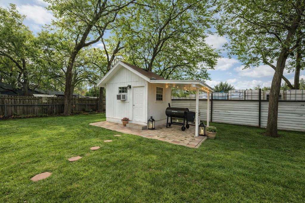 4611 Milburn Ln Property Photo 20