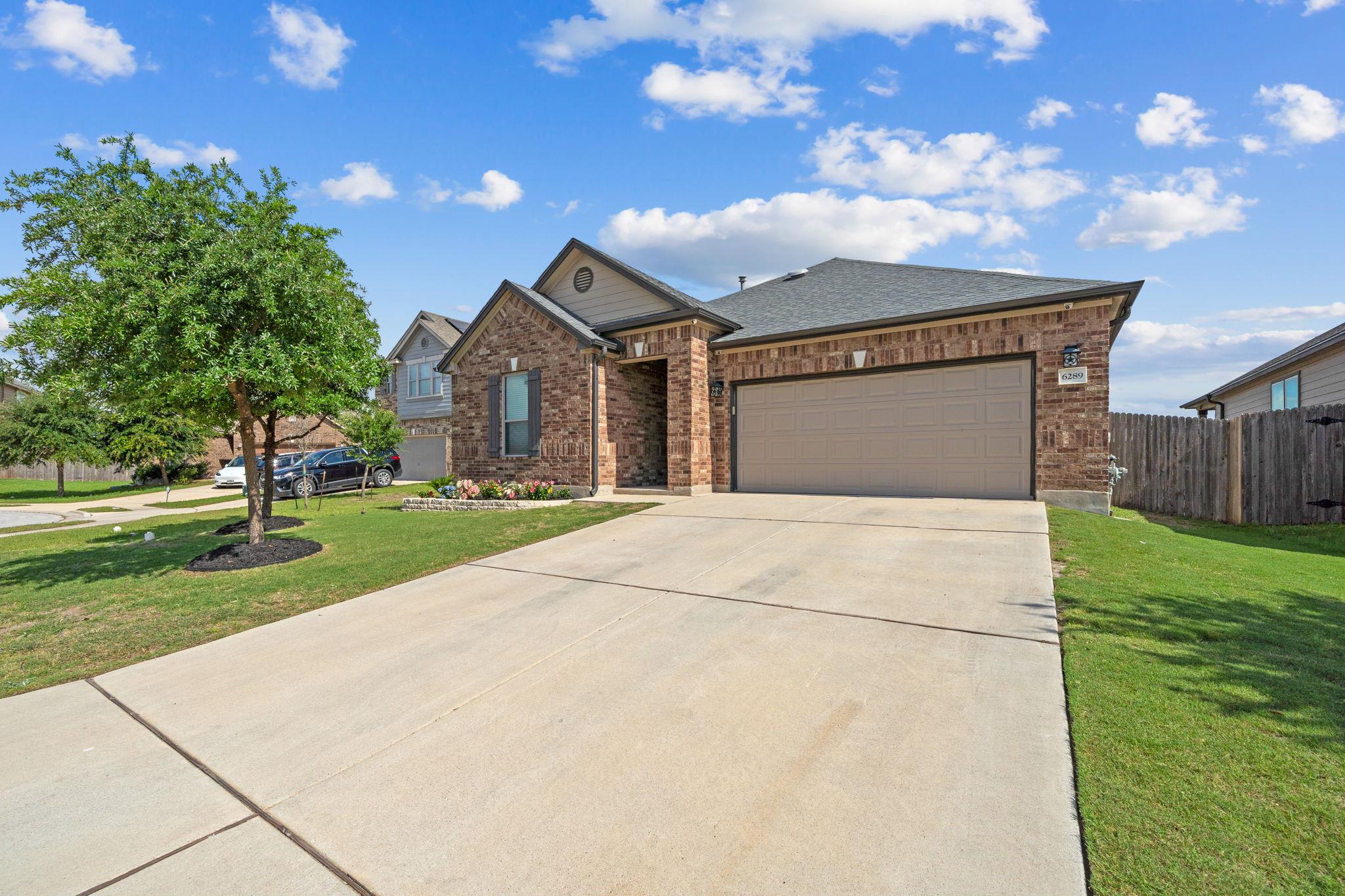 6289 Mantalcino Dr Property Photo 2
