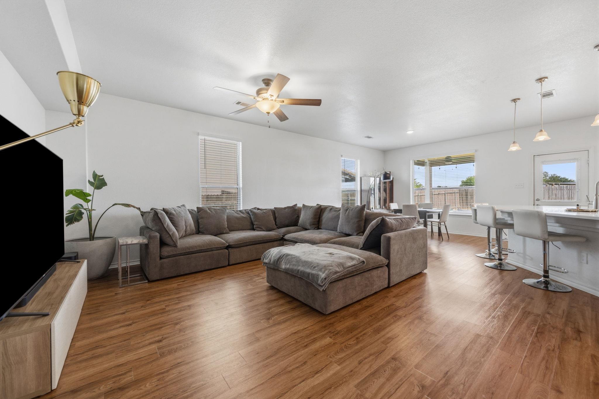 6289 Mantalcino Dr Property Photo 11