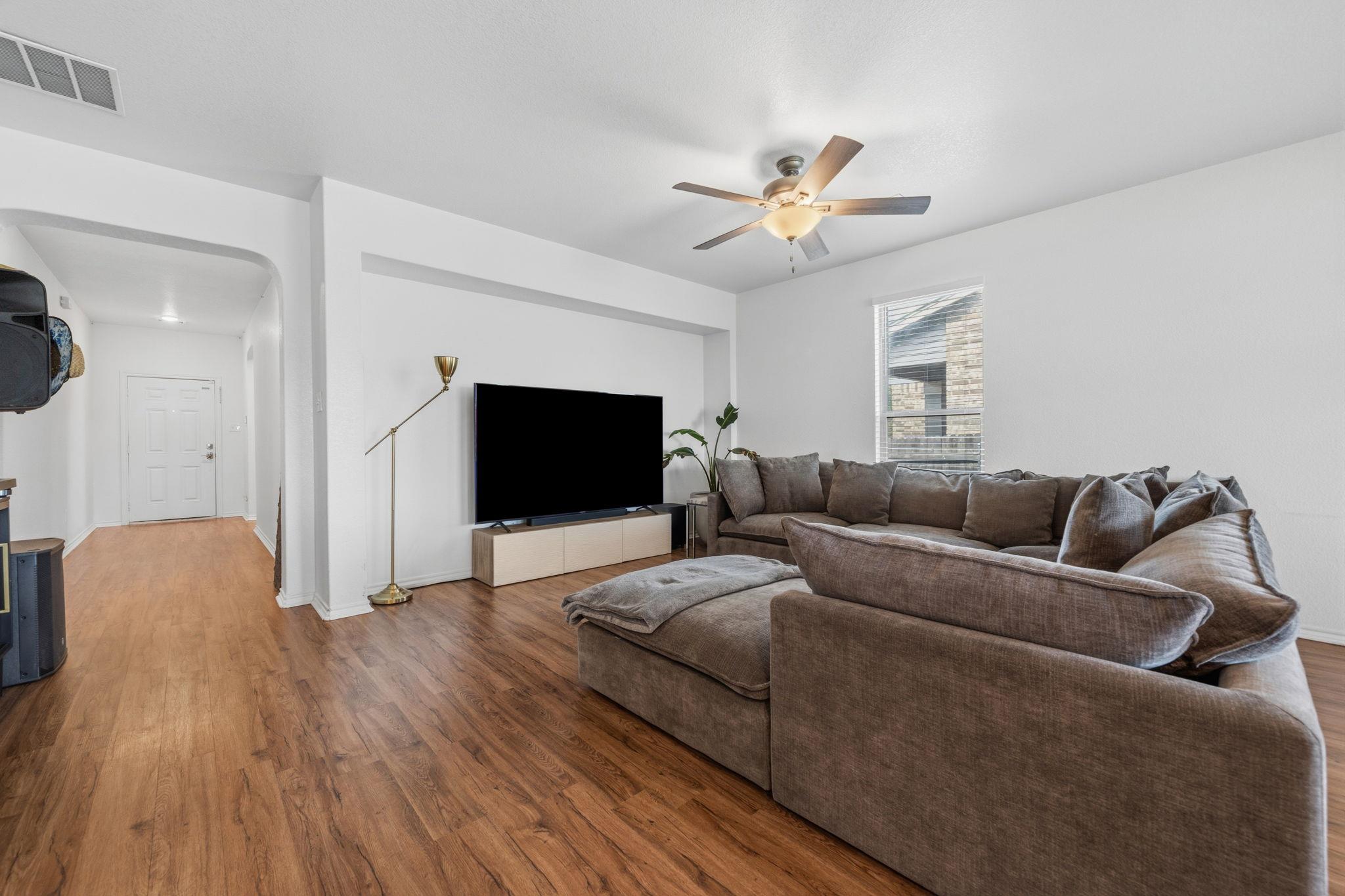 6289 Mantalcino Dr Property Photo 12