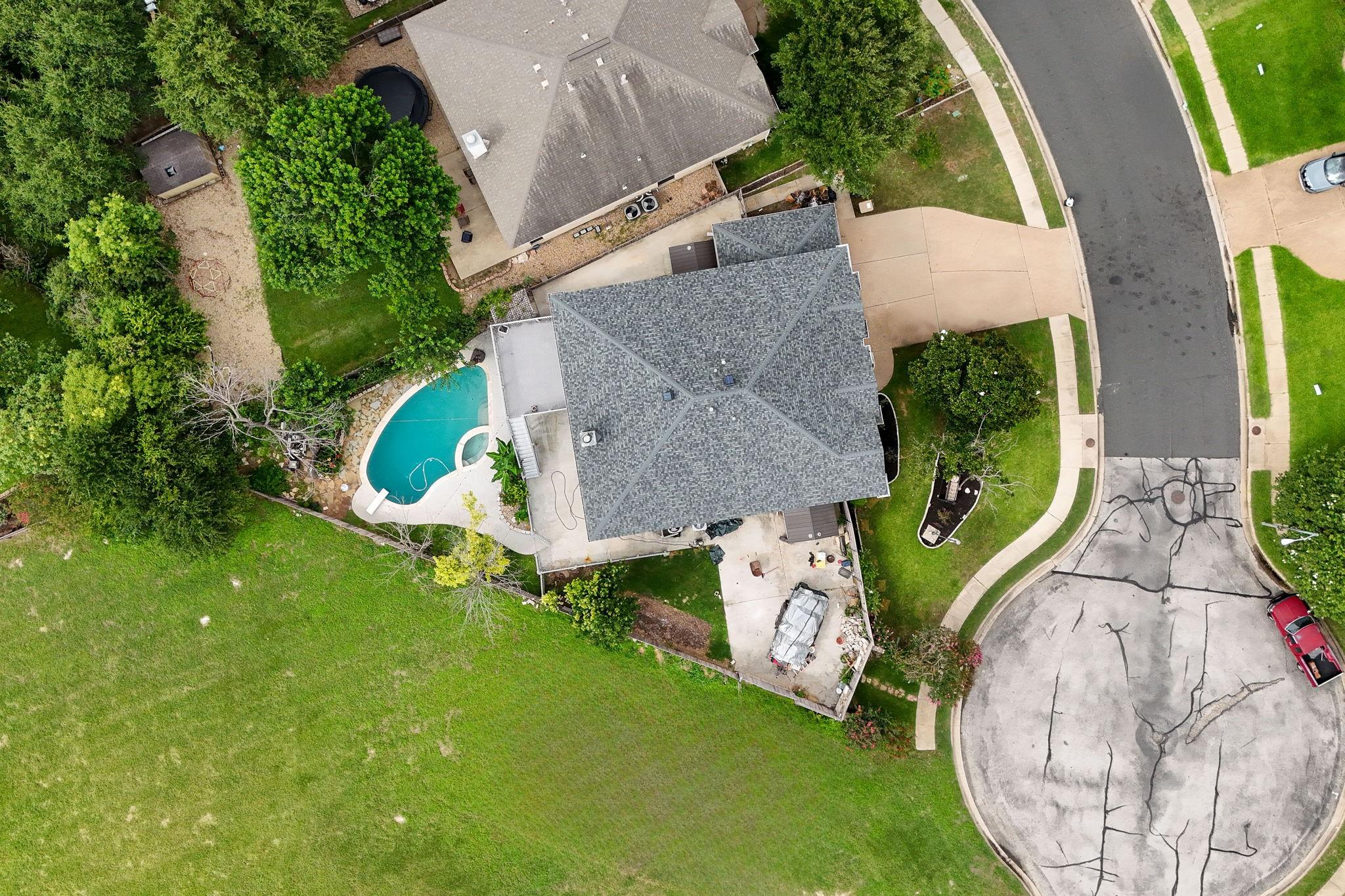 16019 Dark Ln Property Photo 4