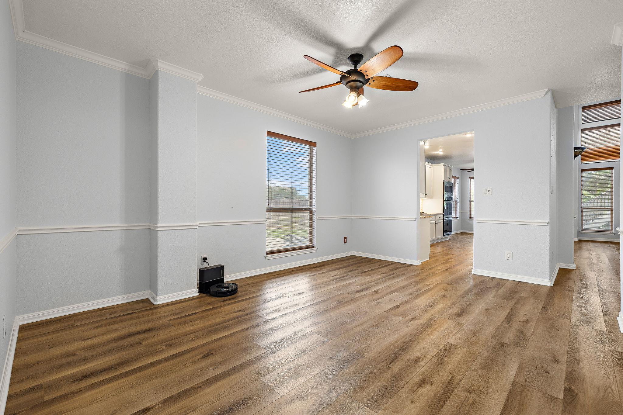 16019 Dark Ln Property Photo 11