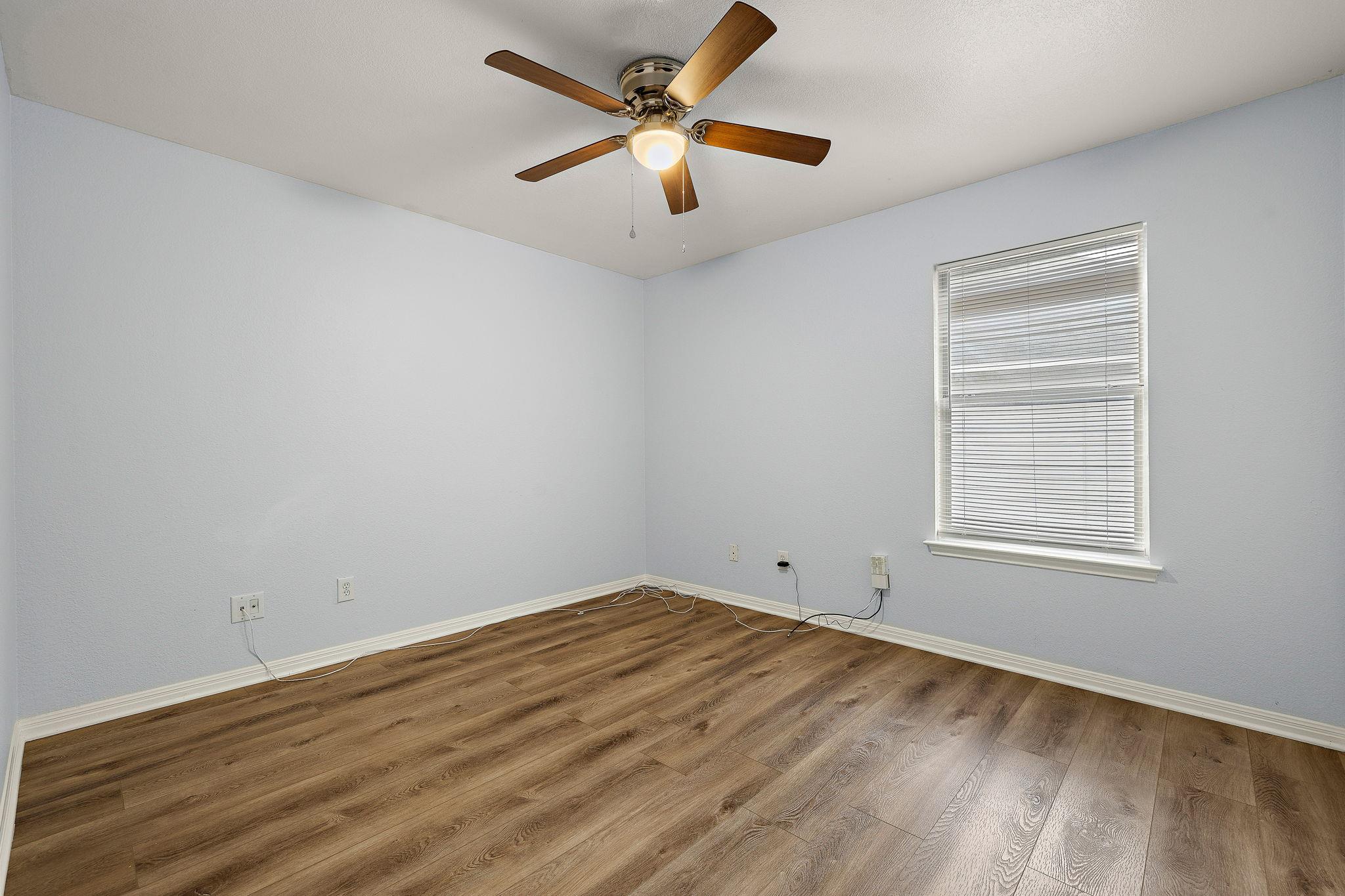 16019 Dark Ln Property Photo 19