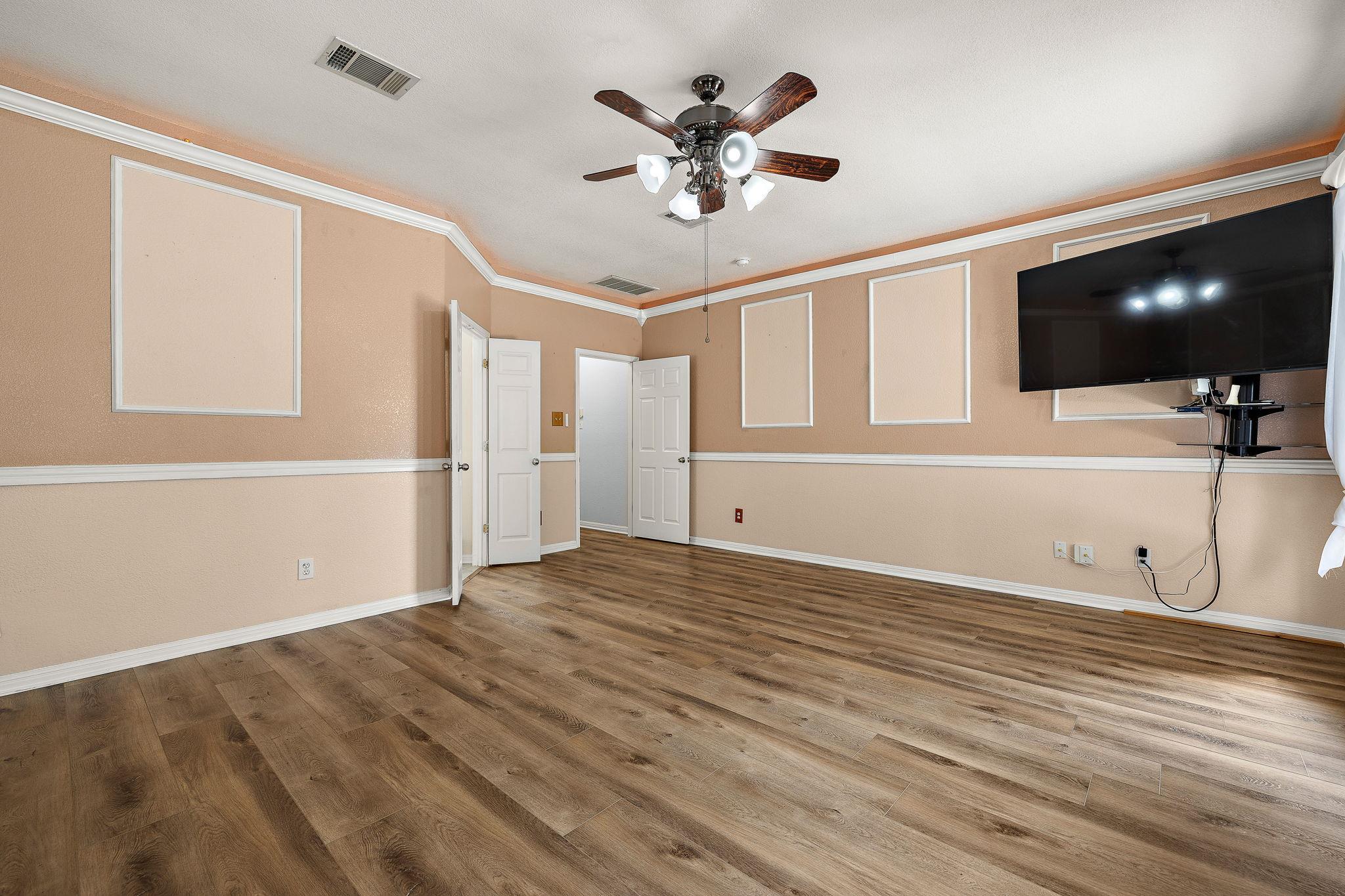 16019 Dark Ln Property Photo 28