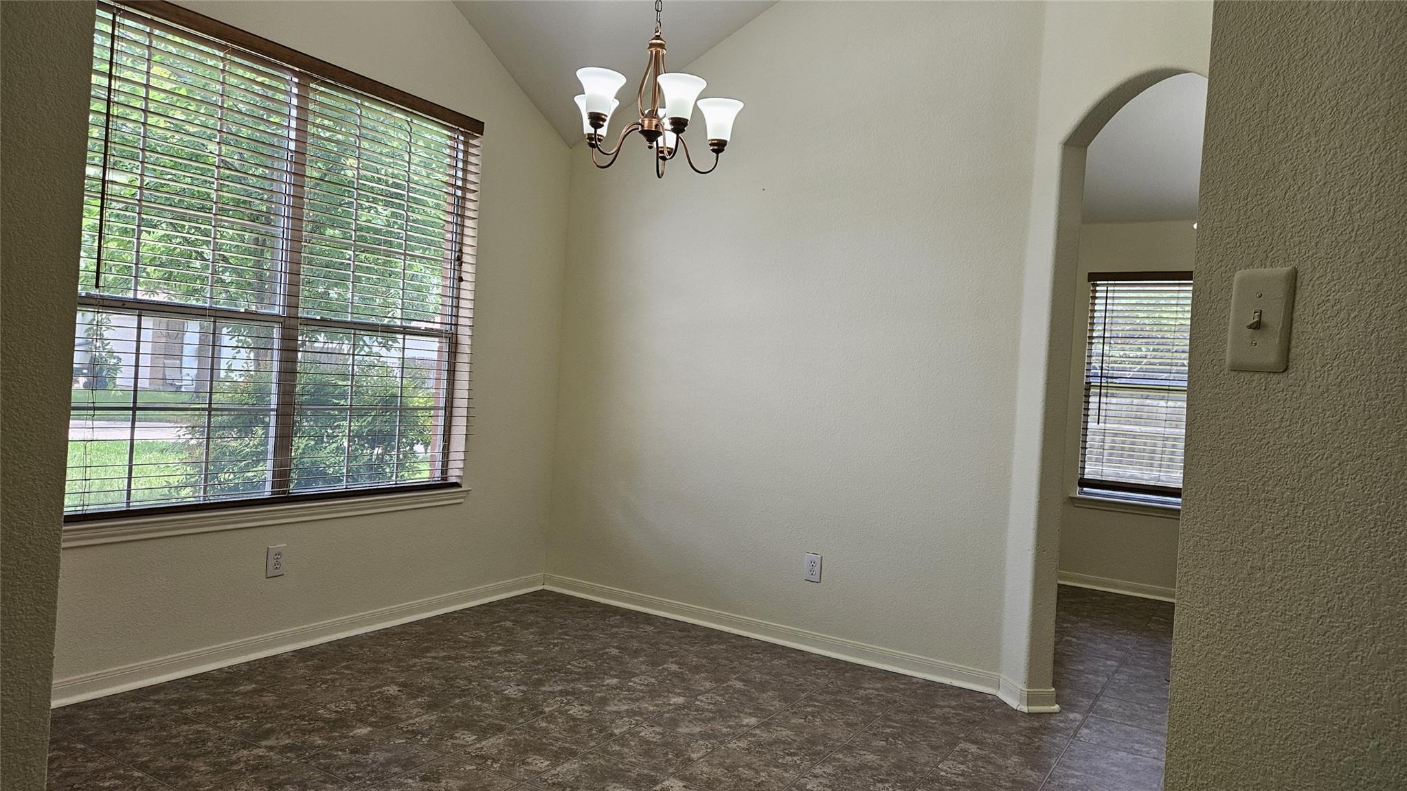 107 Helen Cv Property Photo 6