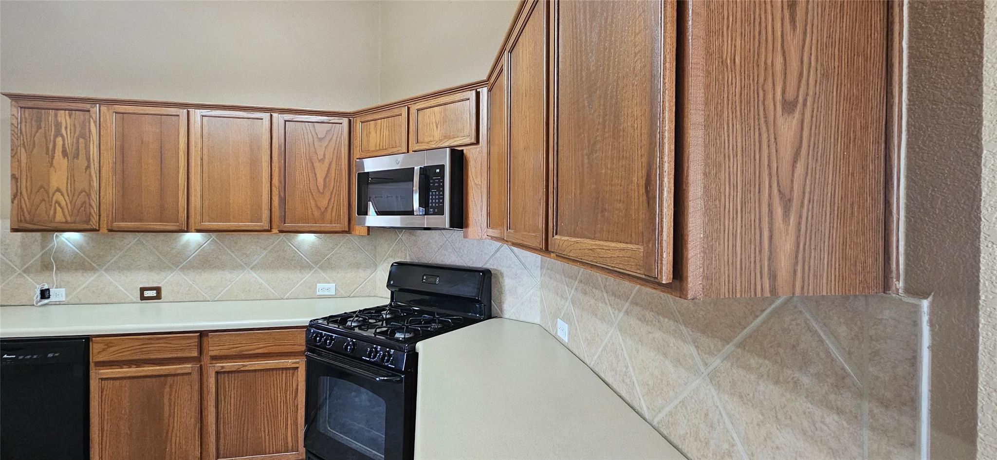 107 Helen Cv Property Photo 11