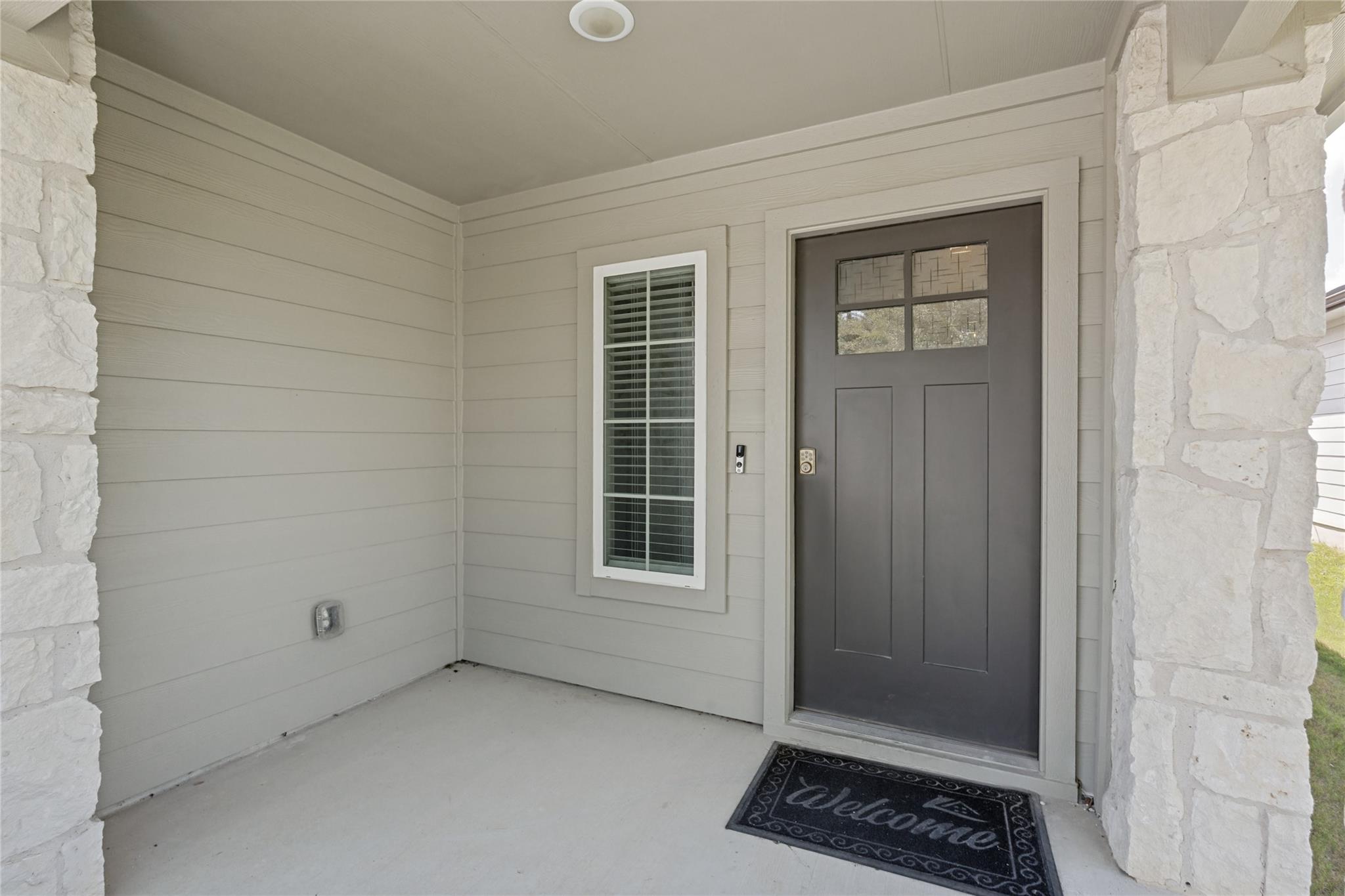 195 Coralbean Dr Property Photo 4