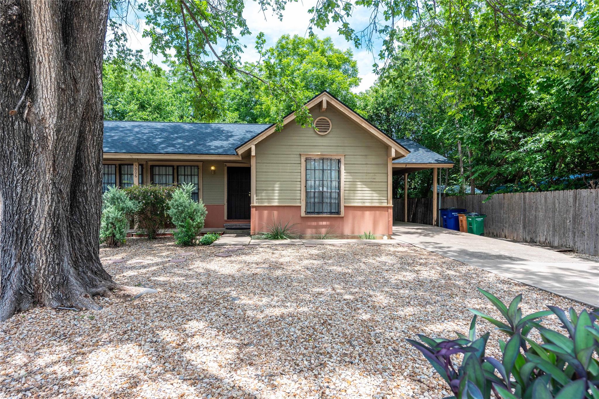 5006 Sara Dr Property Photo 1