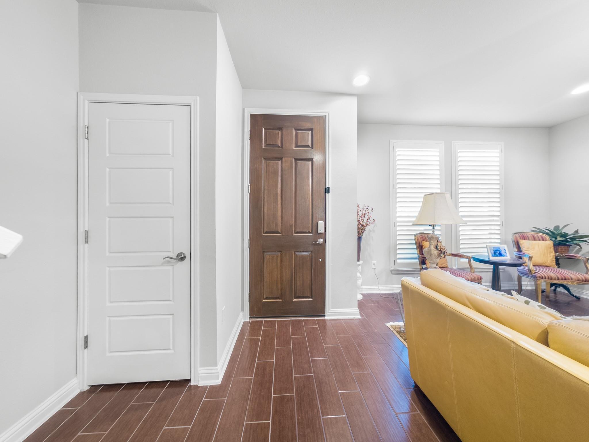 13800 Lyndhurst St ##324 Property Photo 2