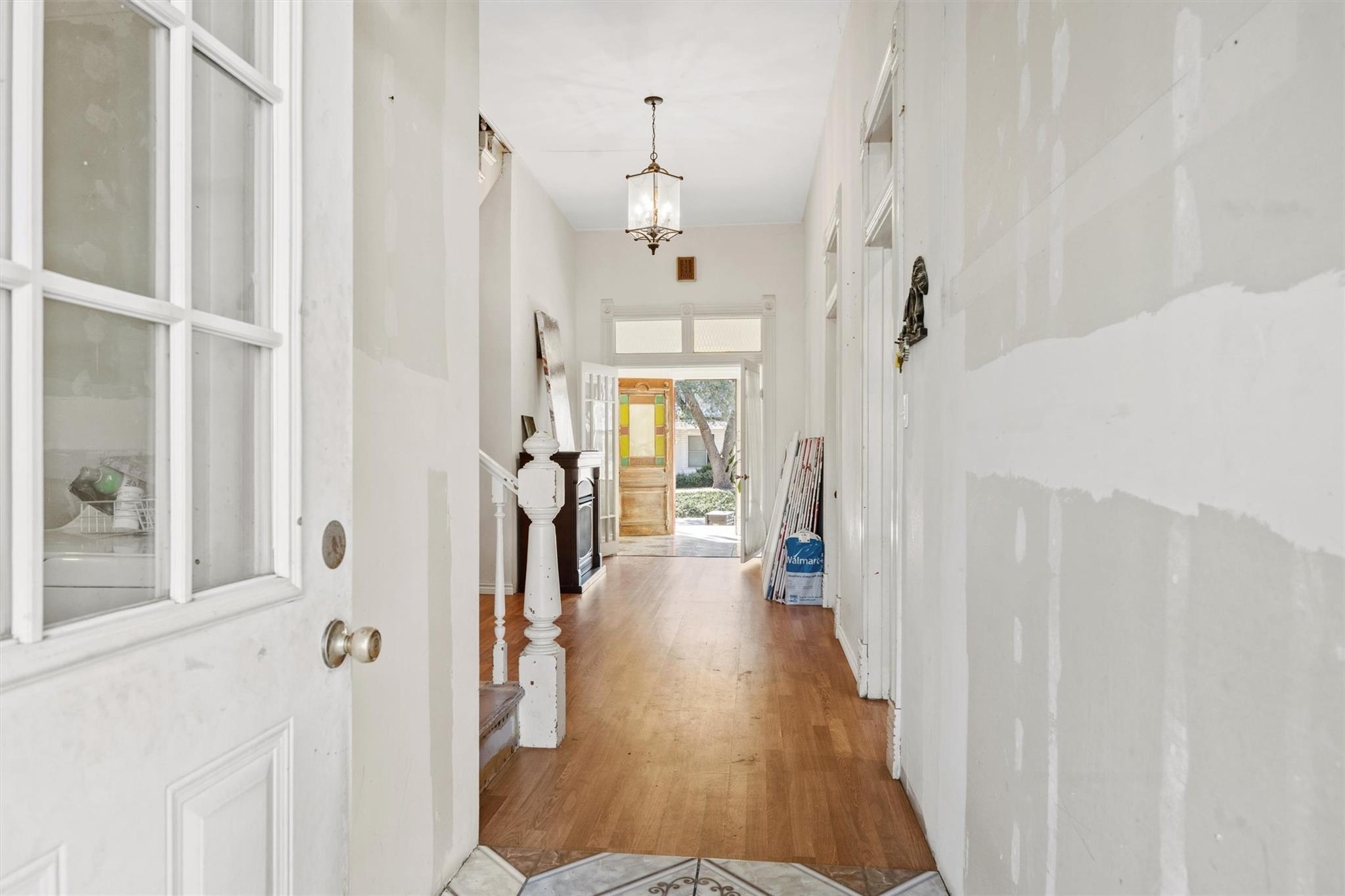 606 W Bell Ave Property Photo 12