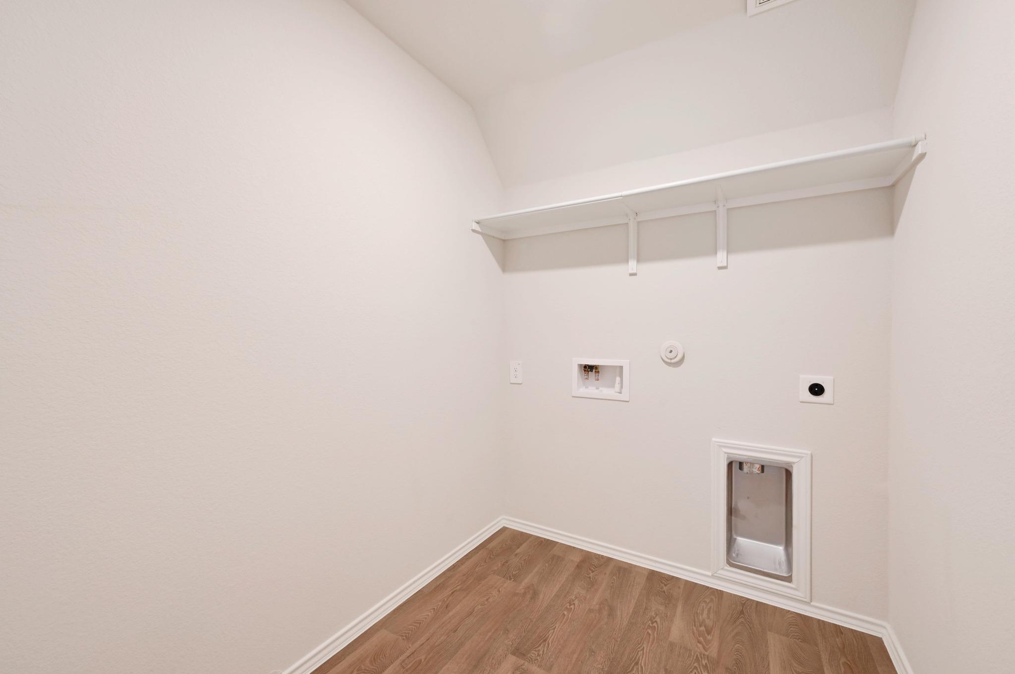 1806 Windsor Blvd Property Photo 23