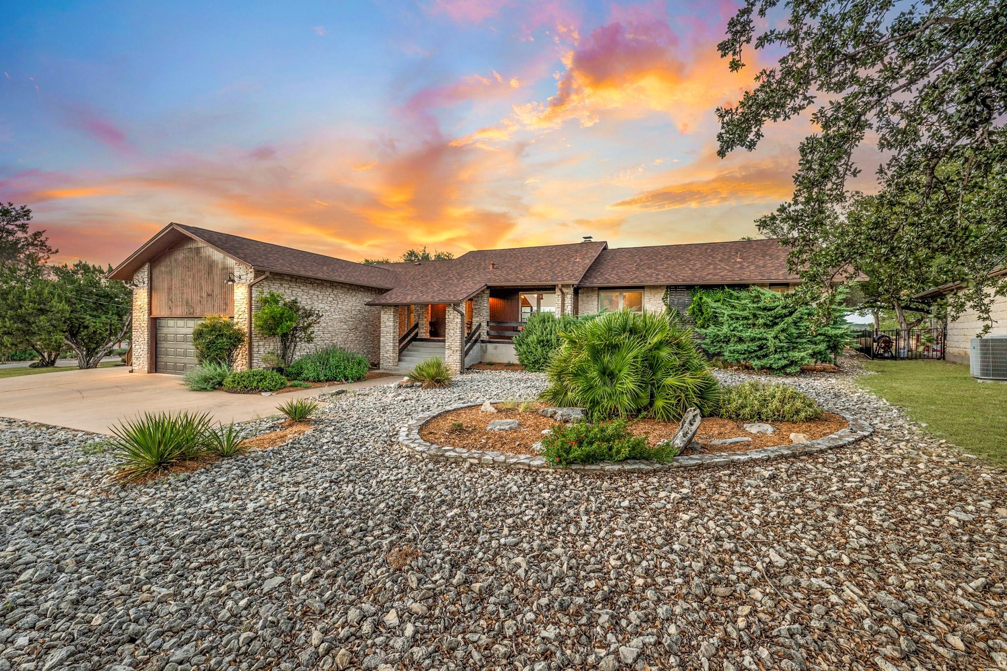 21206 National Dr Property Photo 2