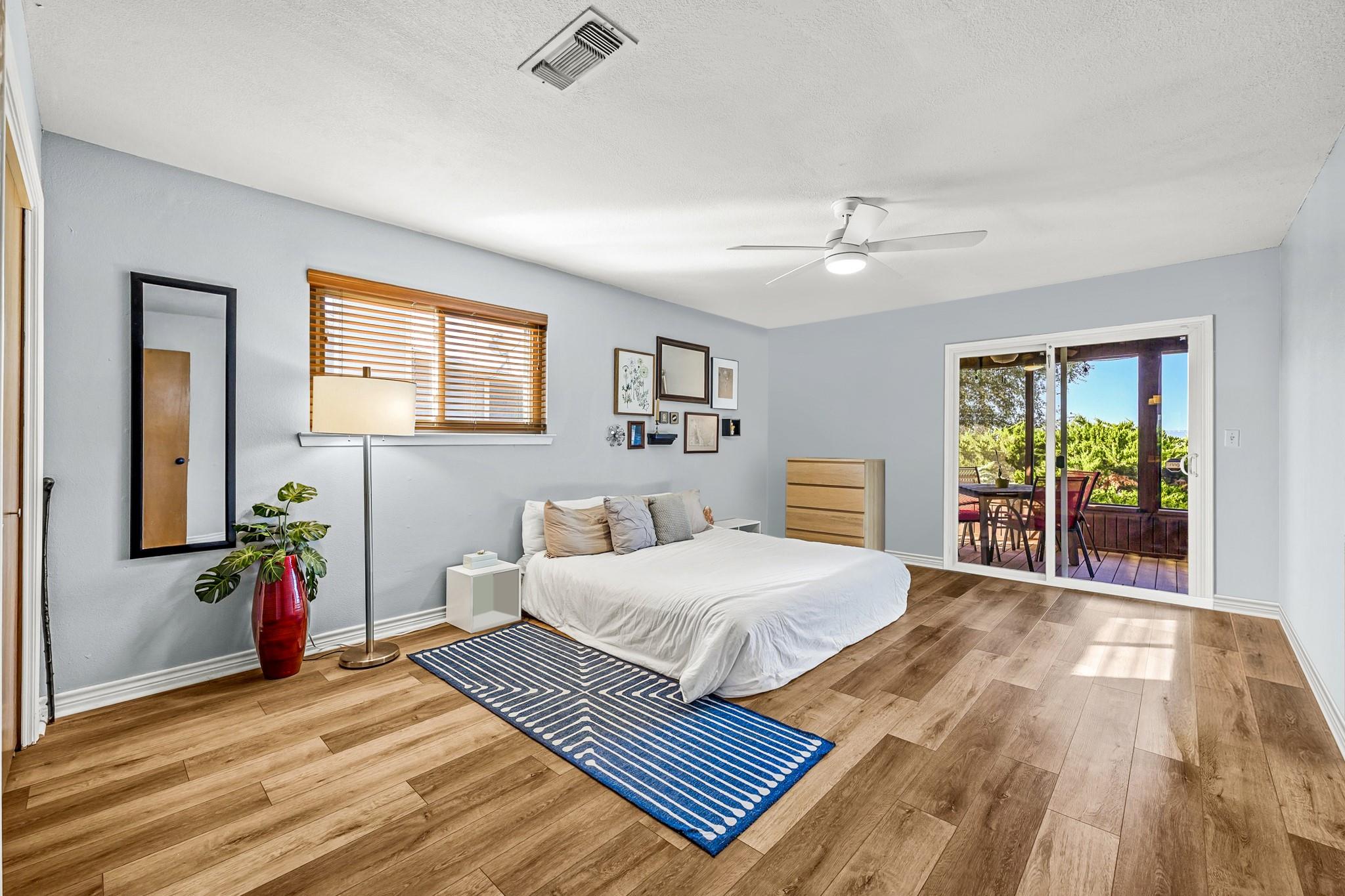 21206 National Dr Property Photo 18