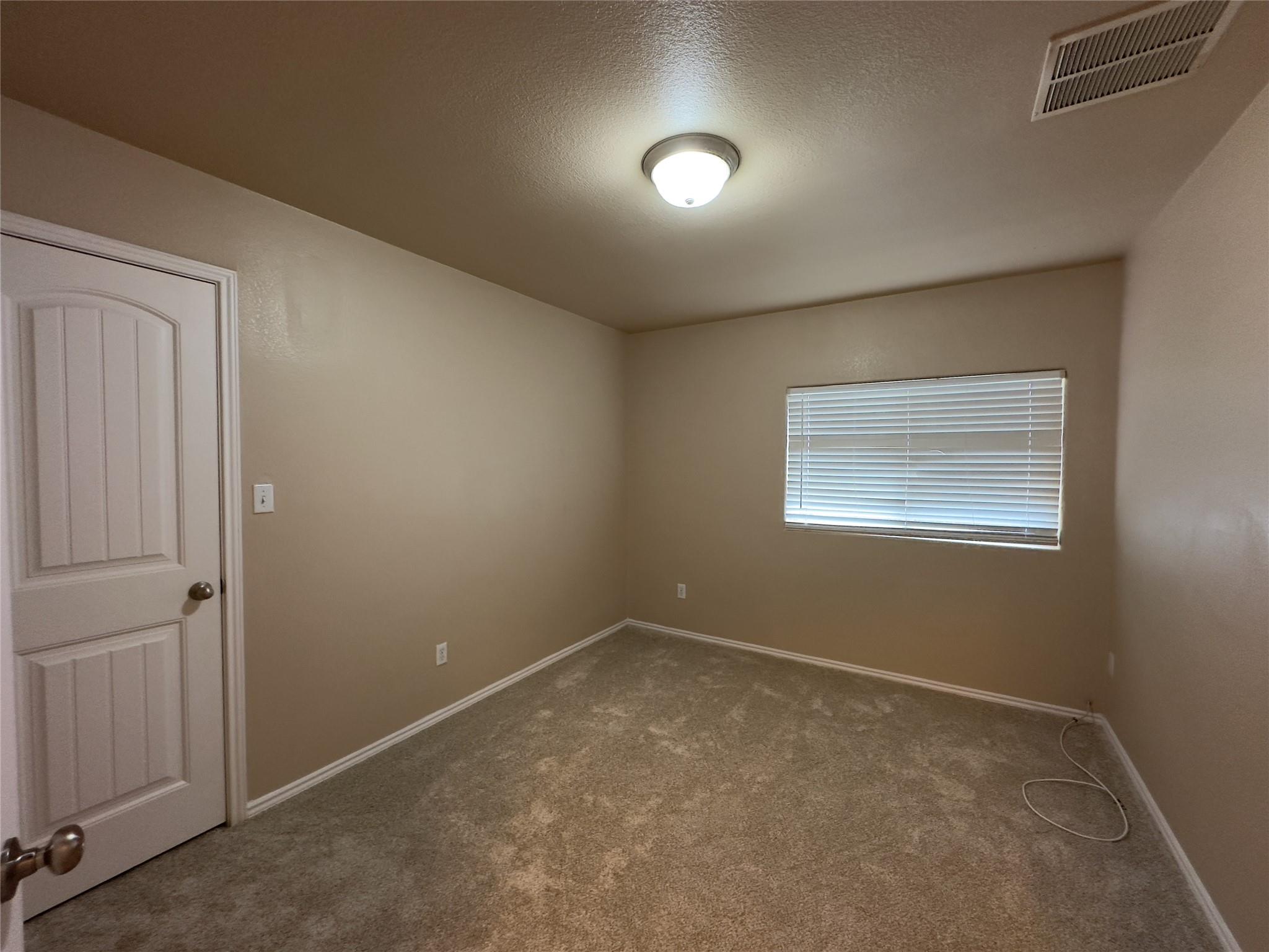 19013 Mangan Way Property Photo 8