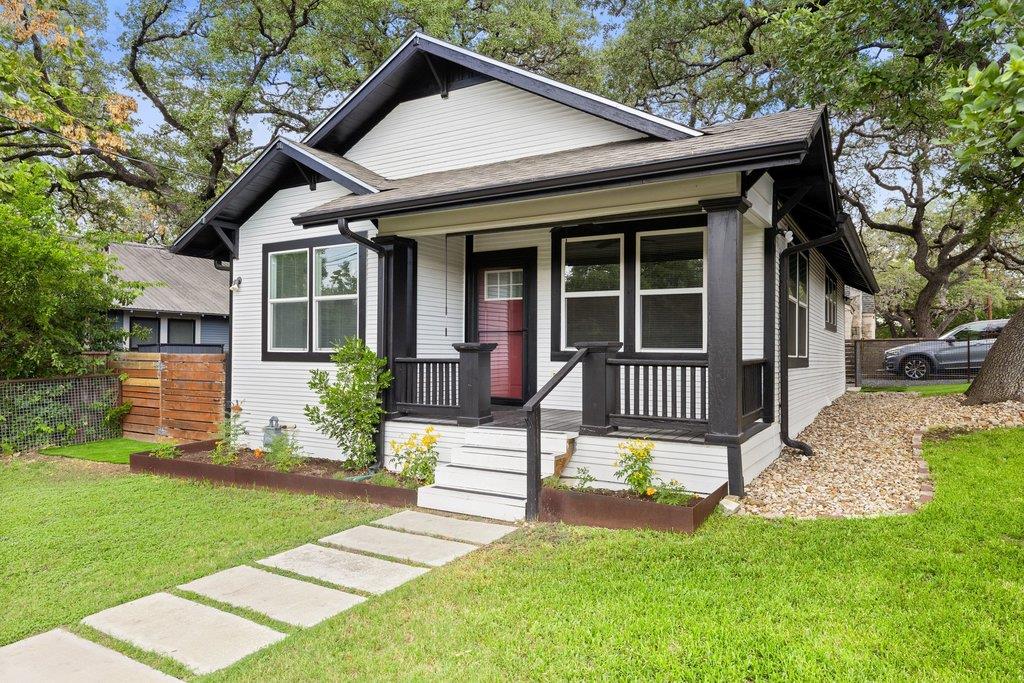 1905 Brackenridge St Property Photo 2