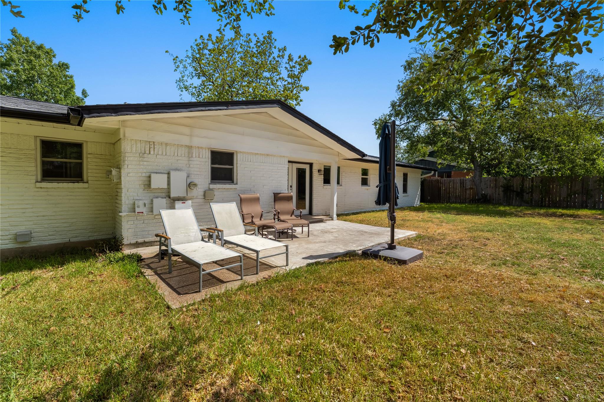 1211 Sahara Ave Property Photo 25