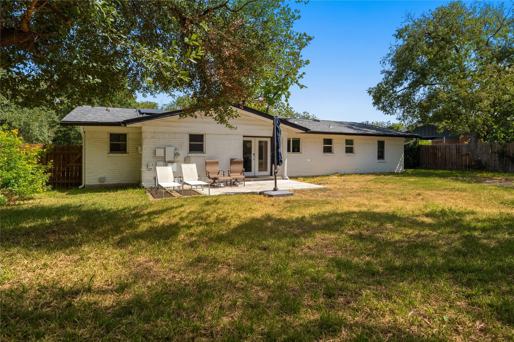 1211 Sahara Ave Property Photo 28