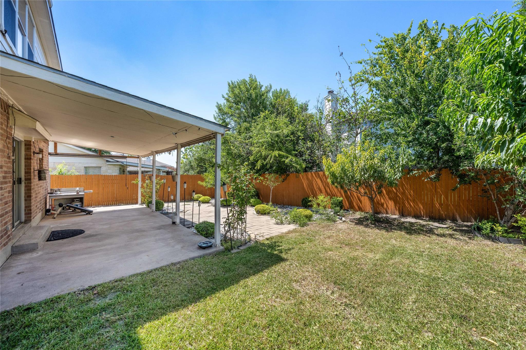 14716 Lantern Ln Property Photo 20