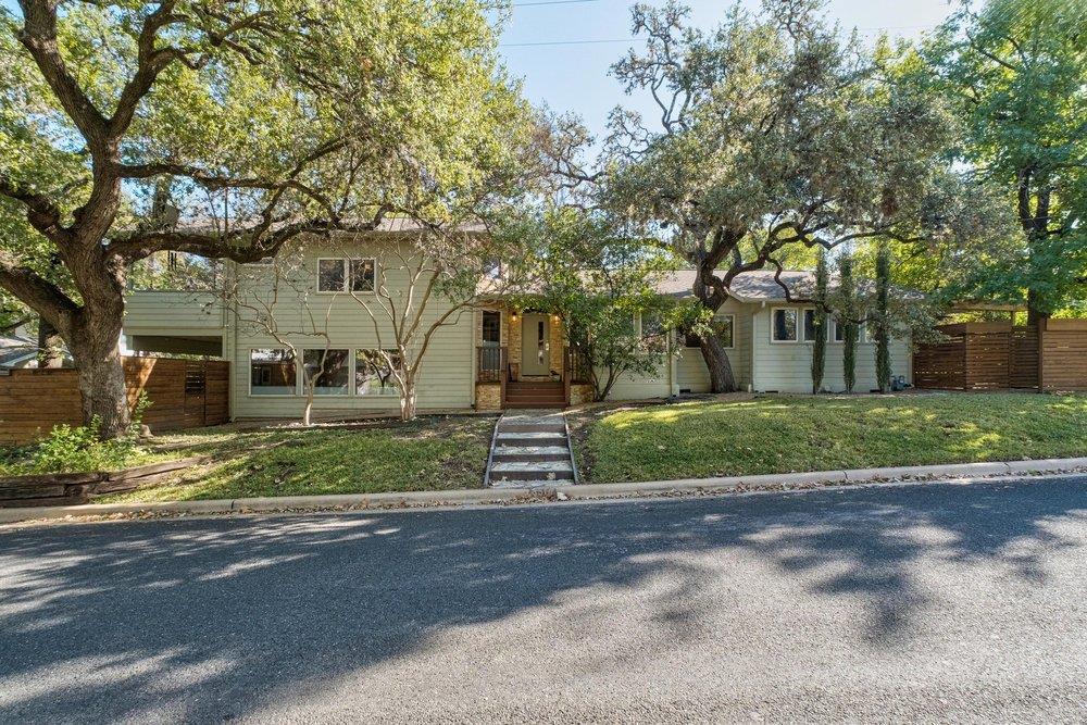 3514 Bridle Path Property Photo 3