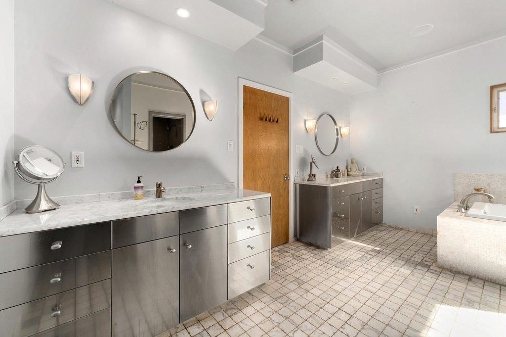 3514 Bridle Path Property Photo 16