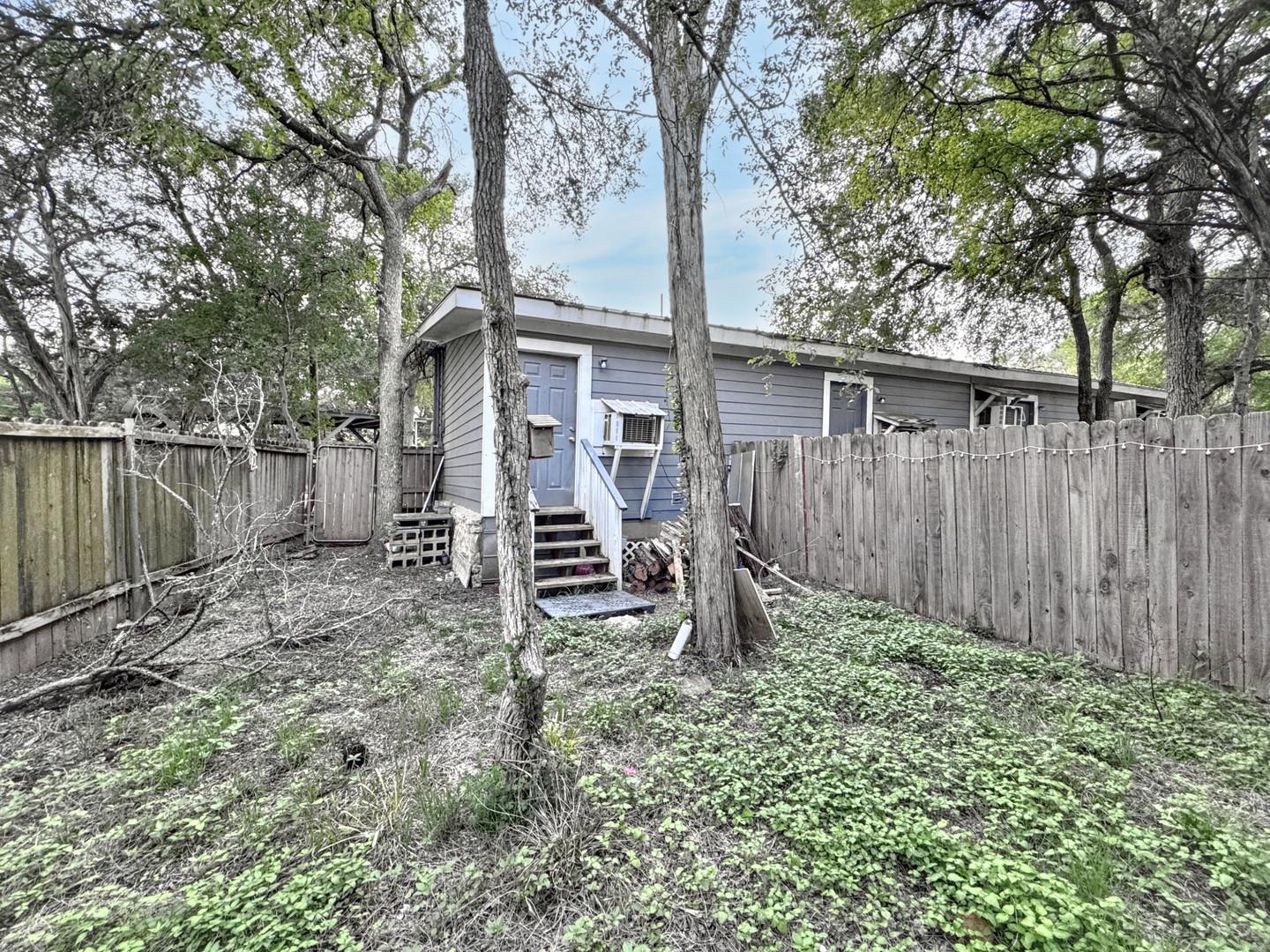 1108 W Mccarty Ln Property Photo 13