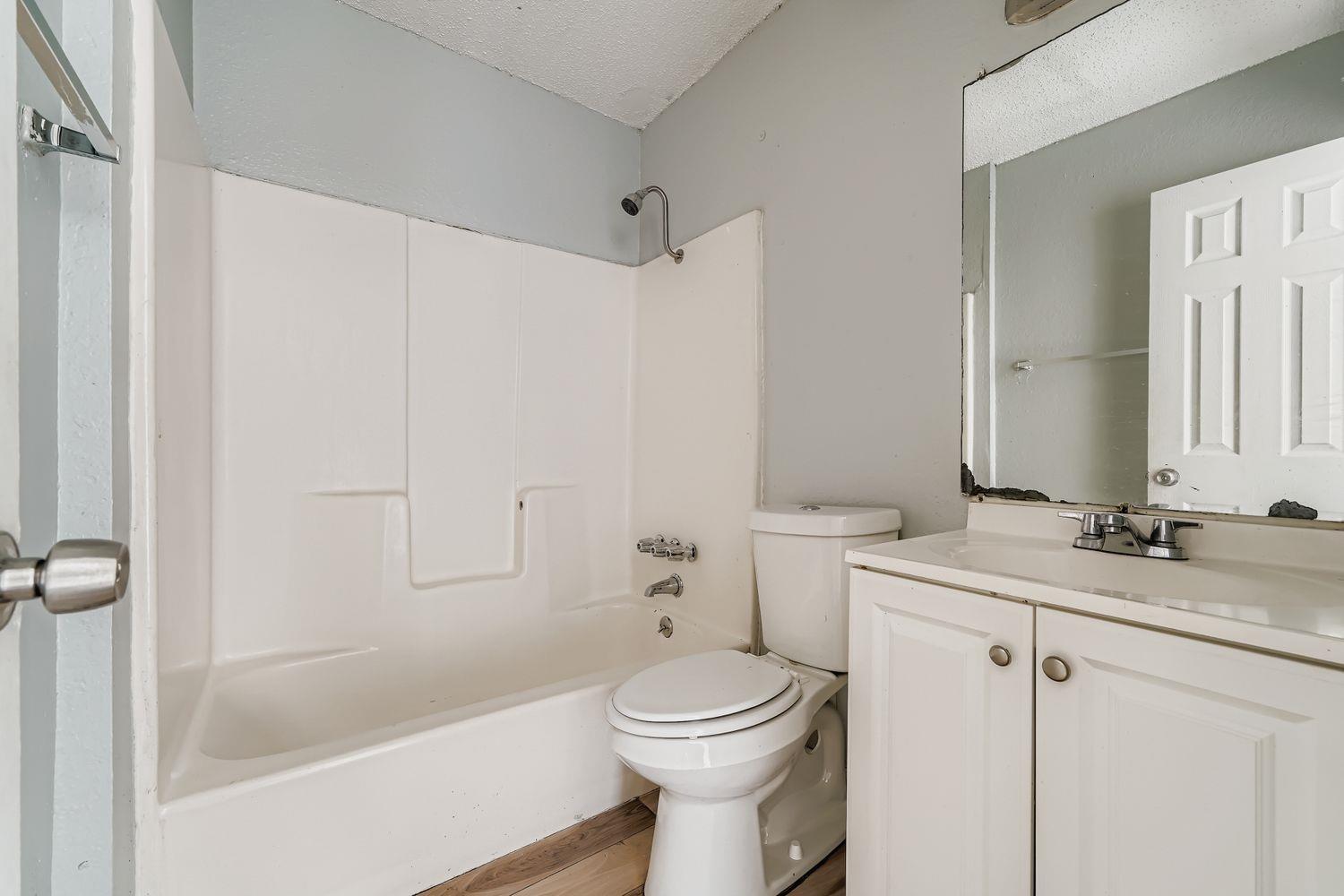 10100 Brownie Dr #b Property Photo 3