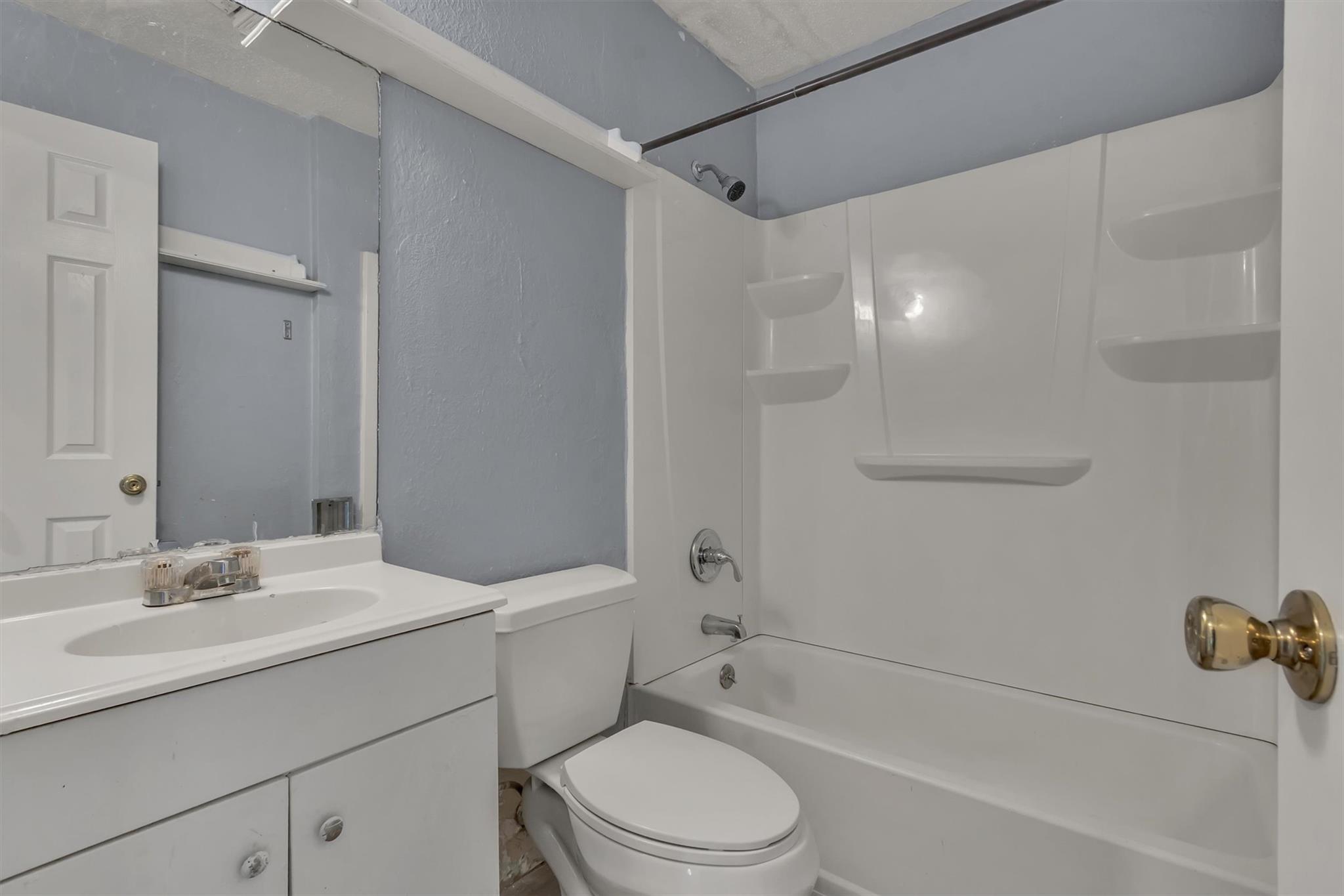10100 Brownie Dr #b Property Photo 3