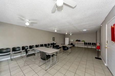 500 E Loop 820 None #1500 Property Photo 8