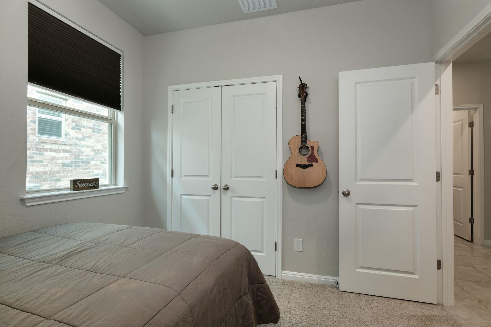 6804 Pleasanton Pkwy Property Photo 19