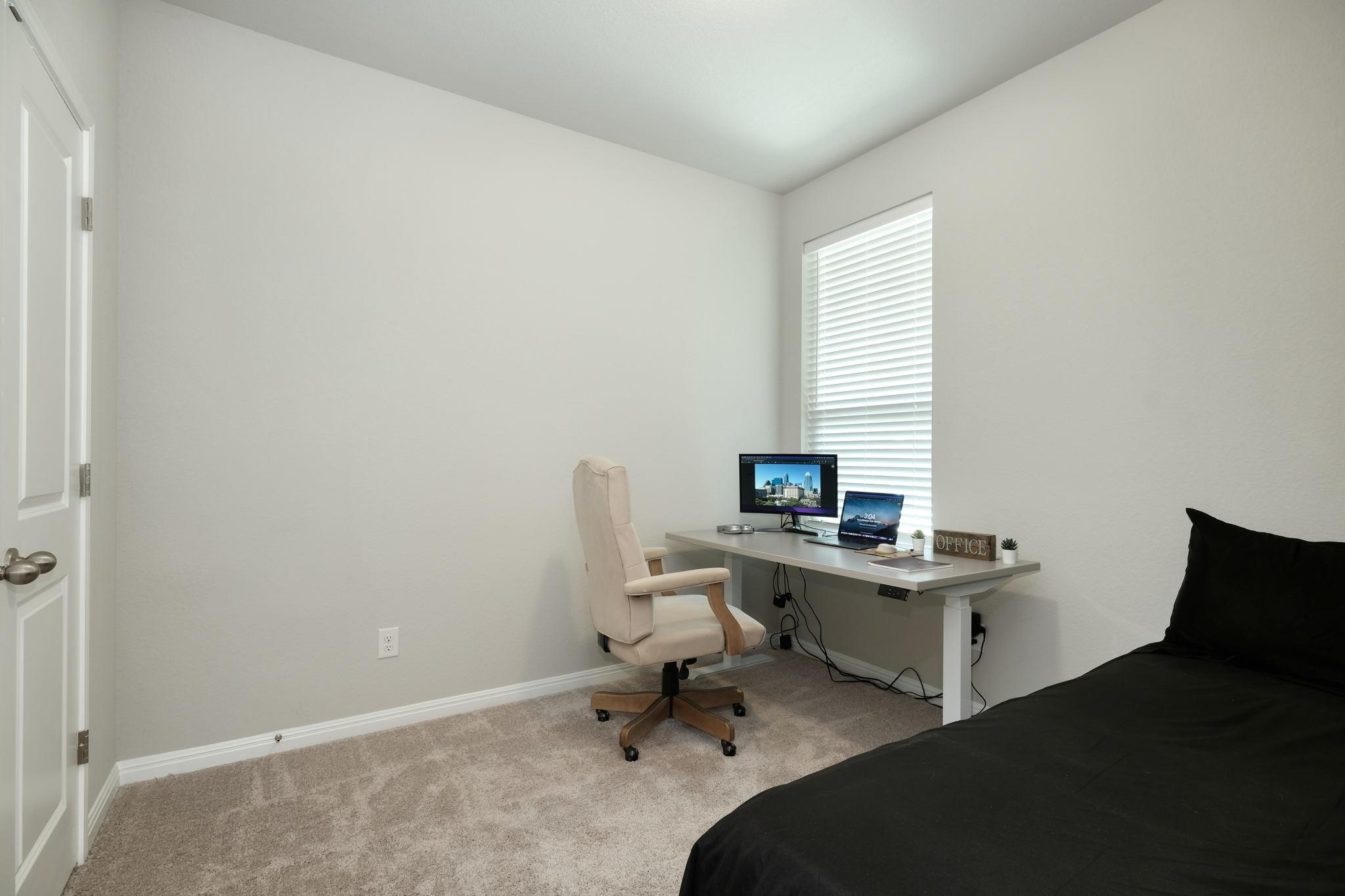 6804 Pleasanton Pkwy Property Photo 20