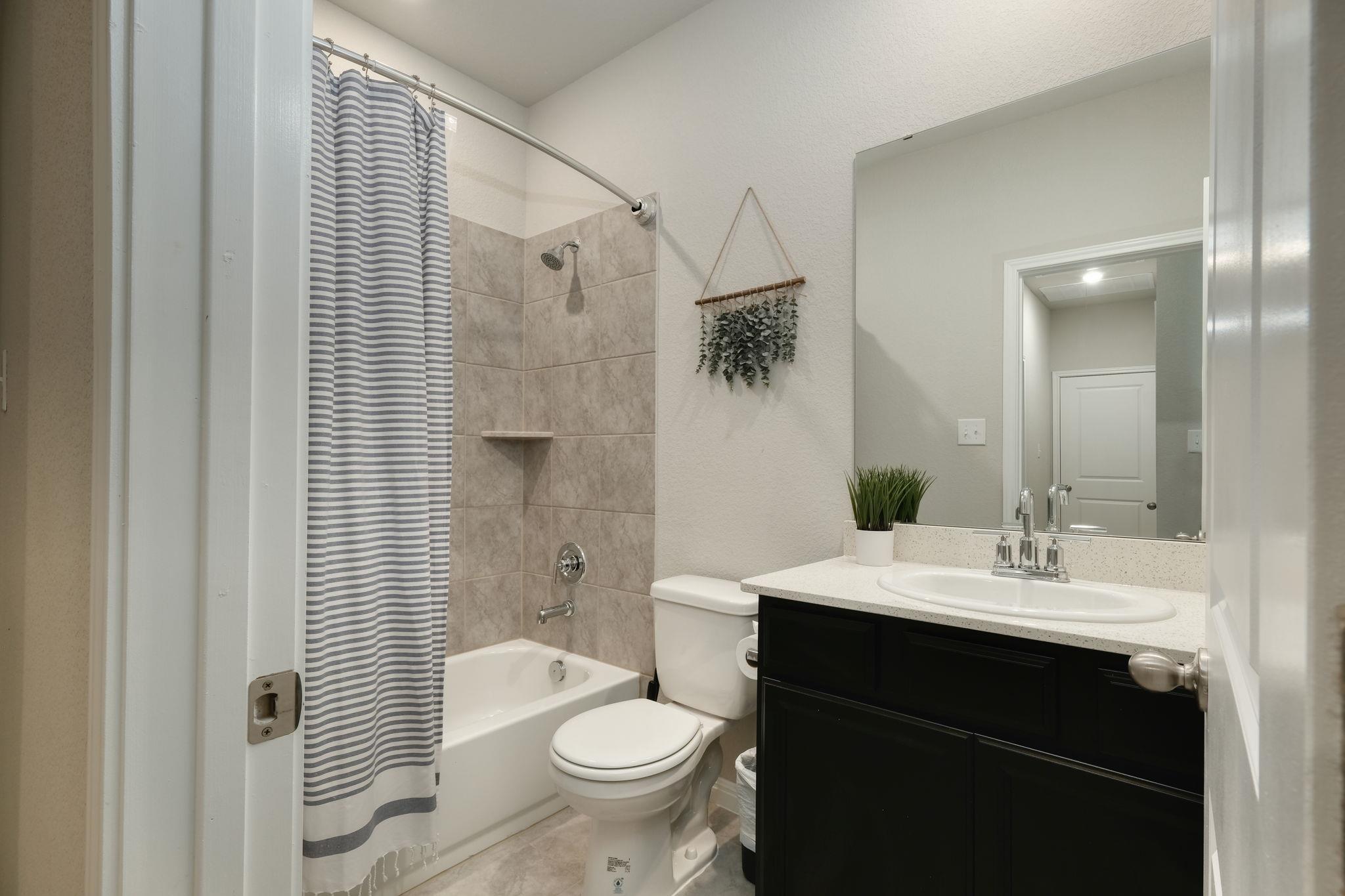 6804 Pleasanton Pkwy Property Photo 21