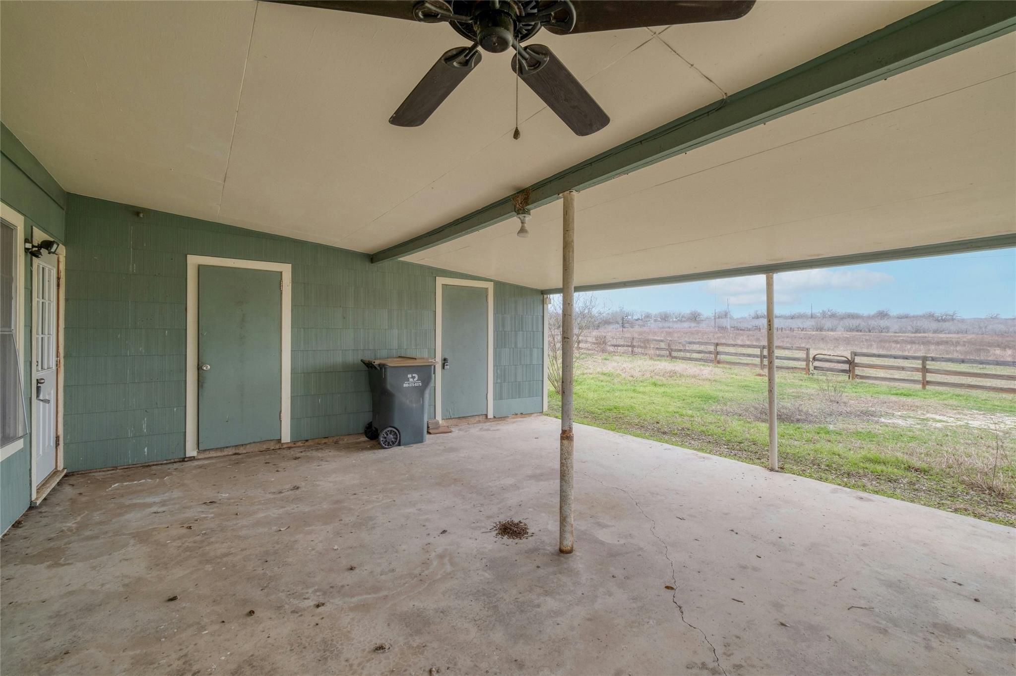 103 Robin Ln Property Photo 10
