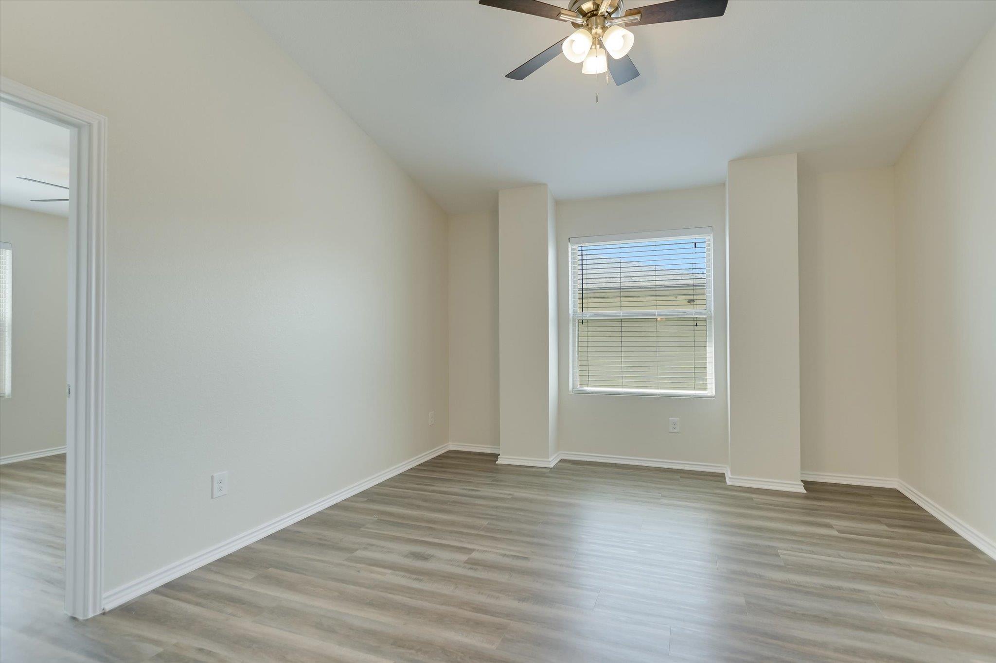 210 Anacua Loop Property Photo 11