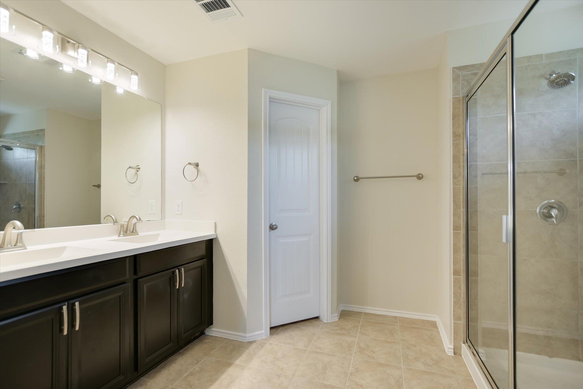 210 Anacua Loop Property Photo 15