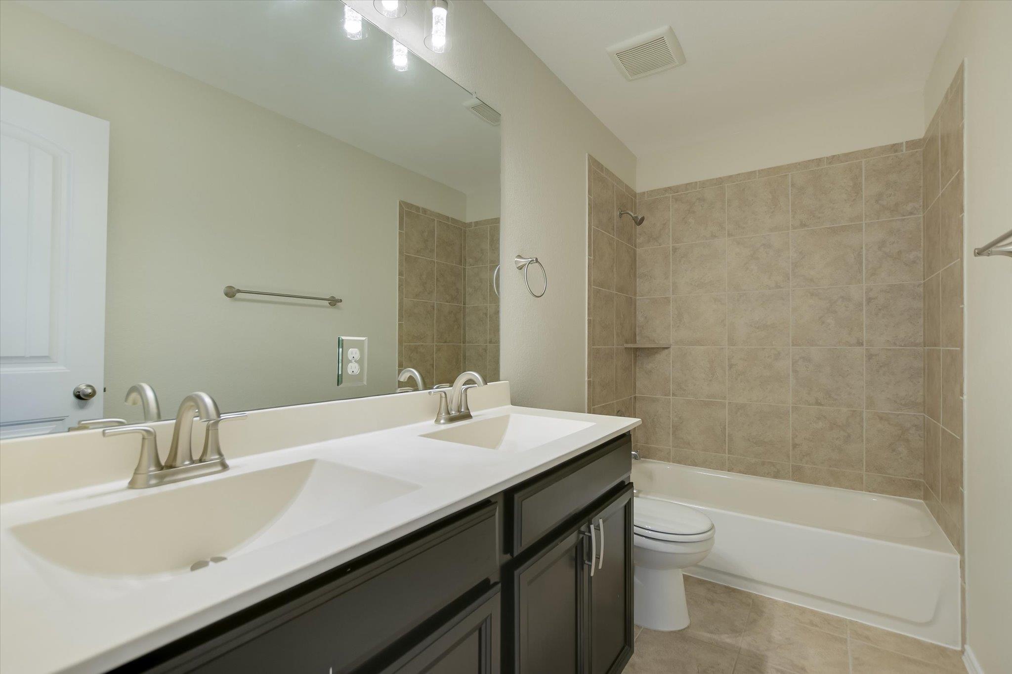 210 Anacua Loop Property Photo 17