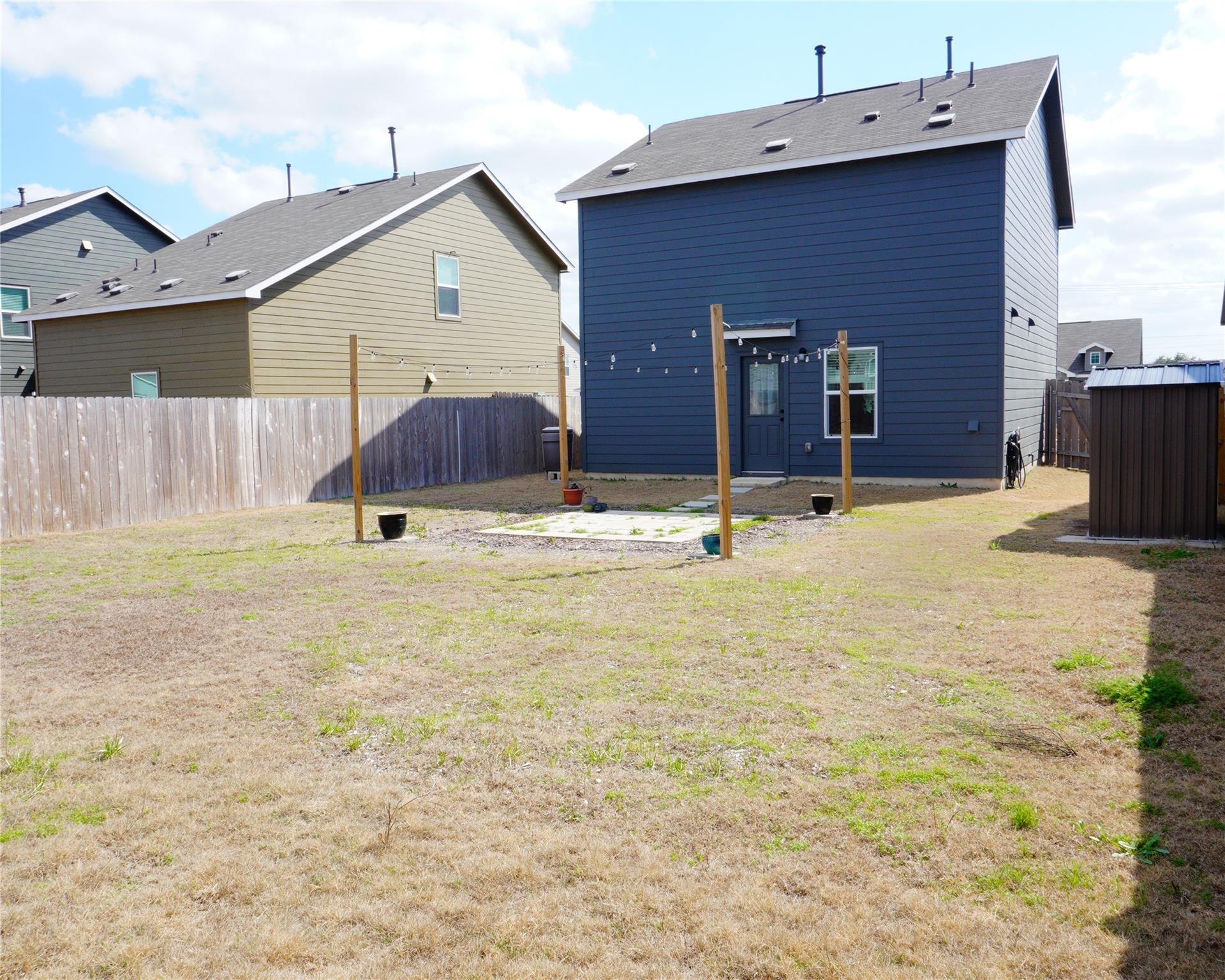 13804 Knights Branch Dr Property Photo 10