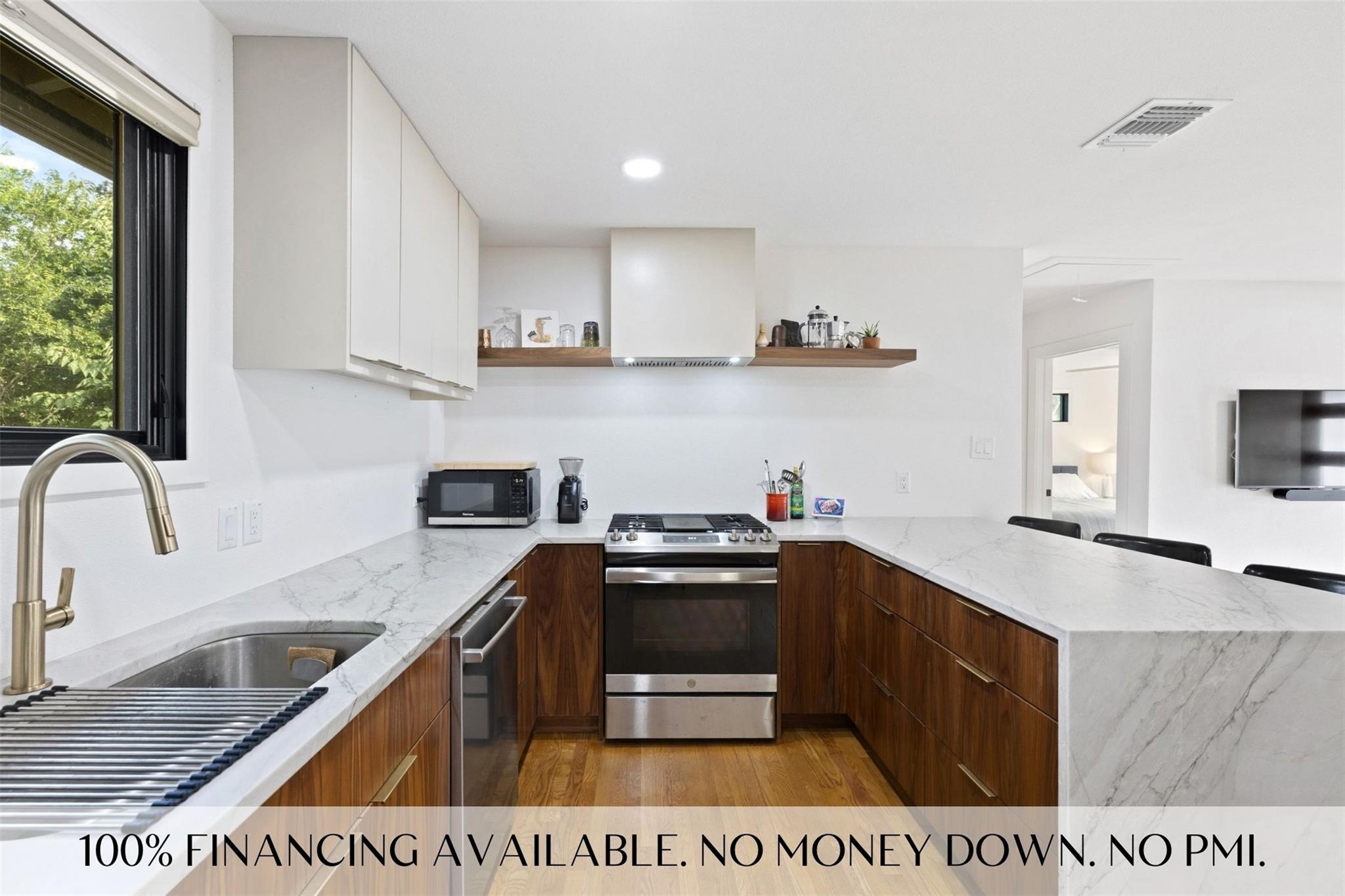 1803 Perez St Property Photo 1