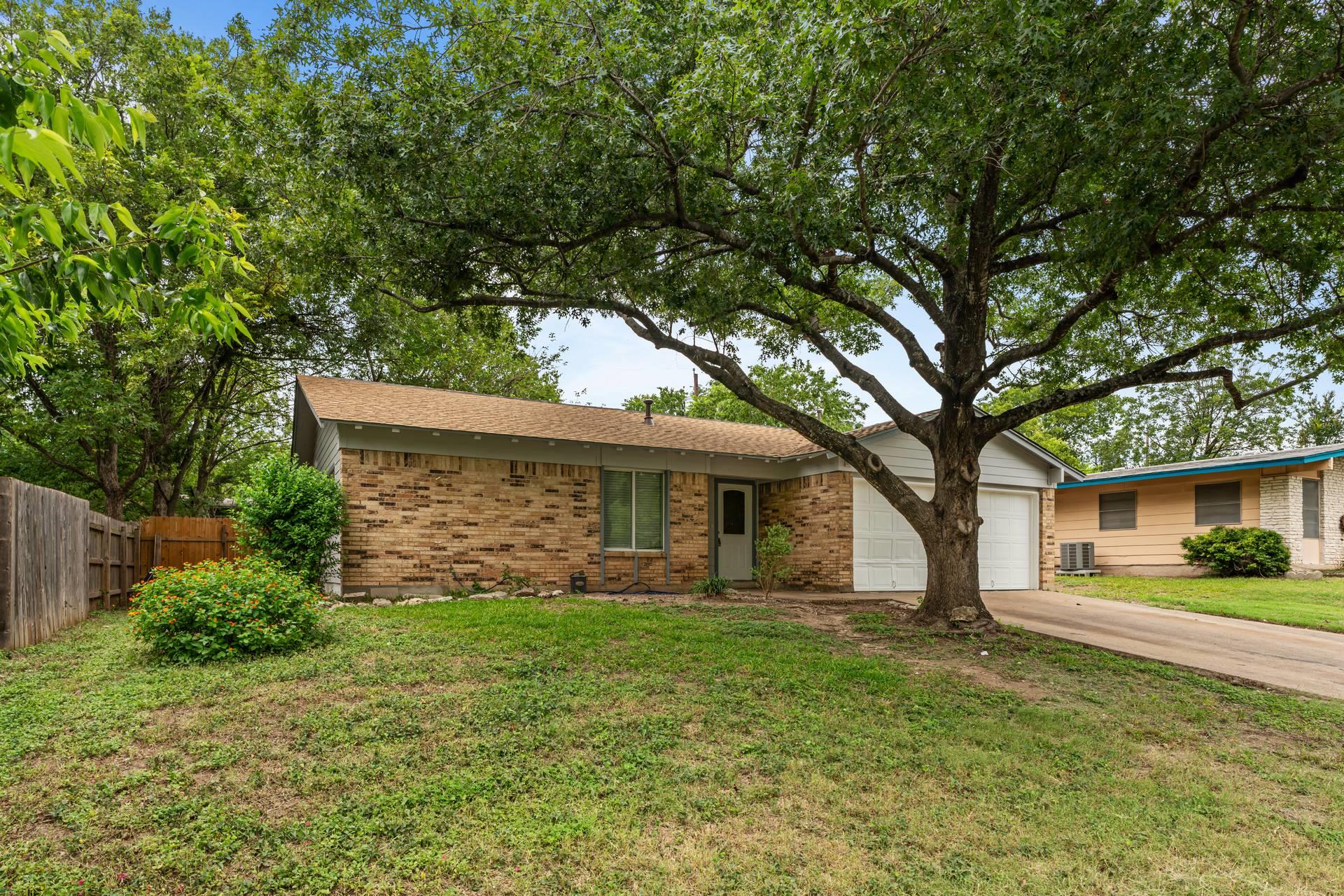 8408 Staunton Dr Property Photo 1