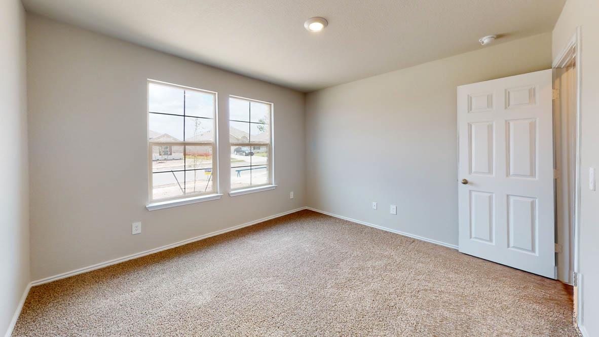 2907 Creekside Hills Blvd Property Photo 10
