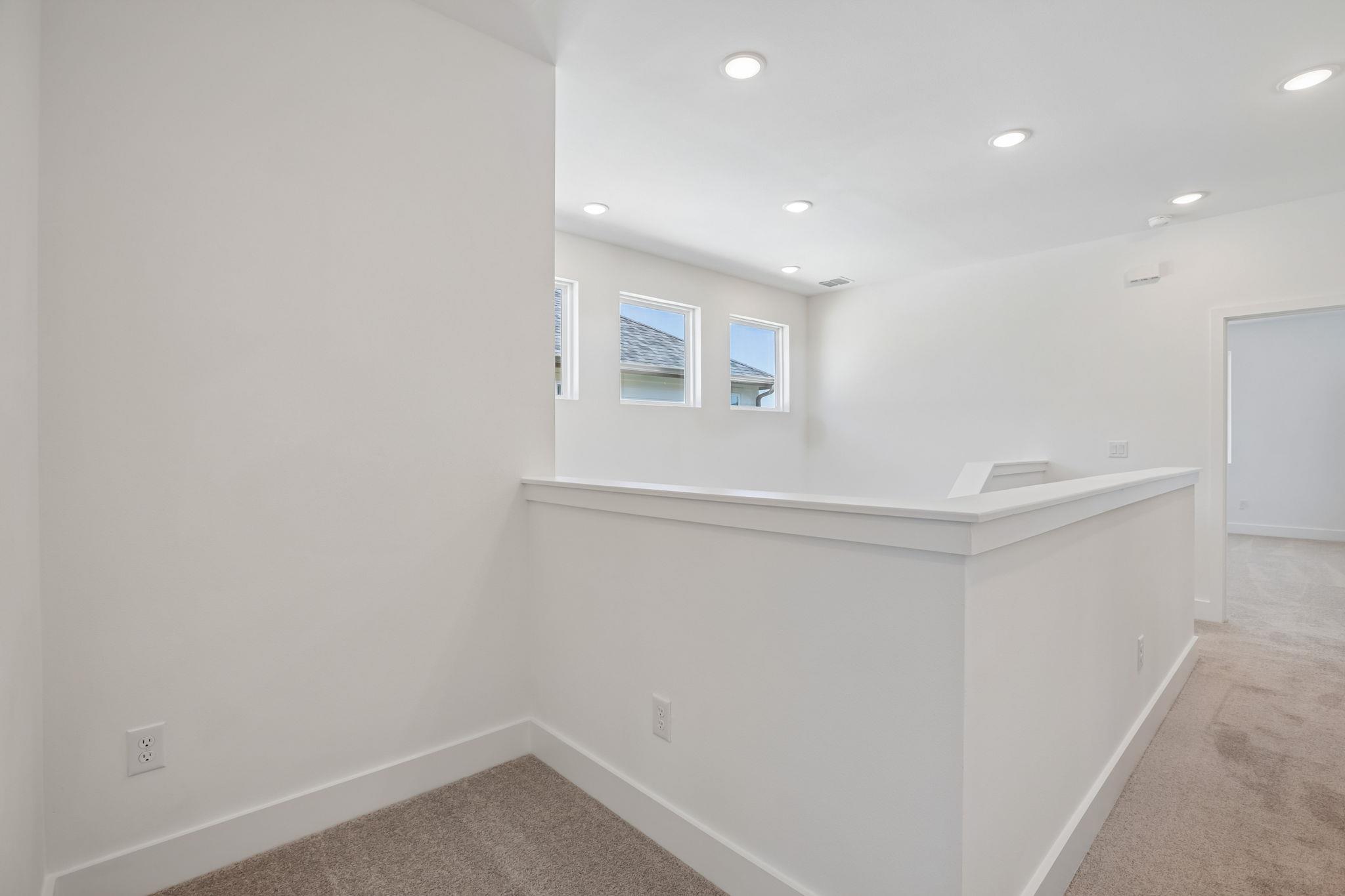 125 Maverick Ave Property Photo 15