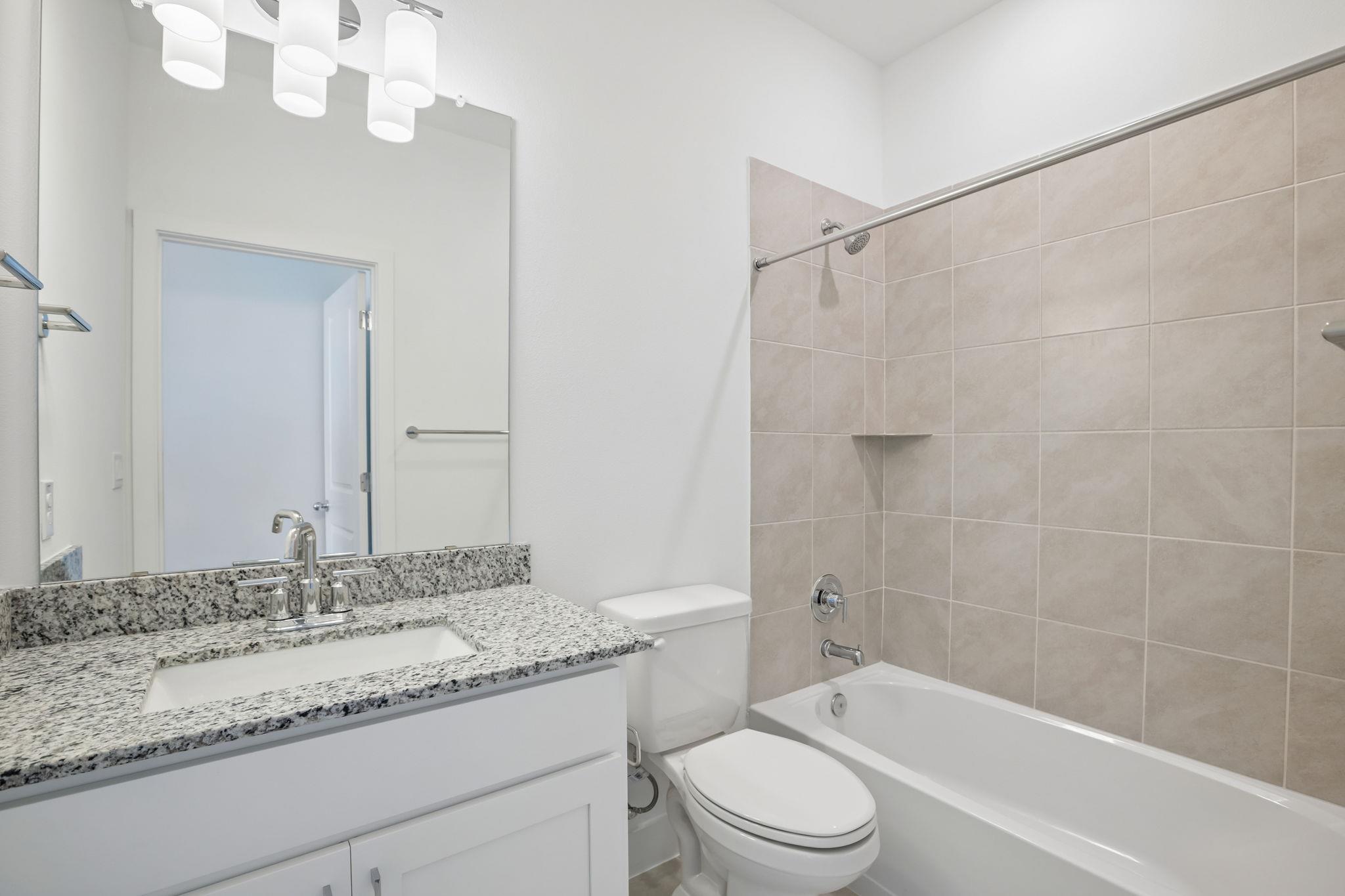 125 Maverick Ave Property Photo 25