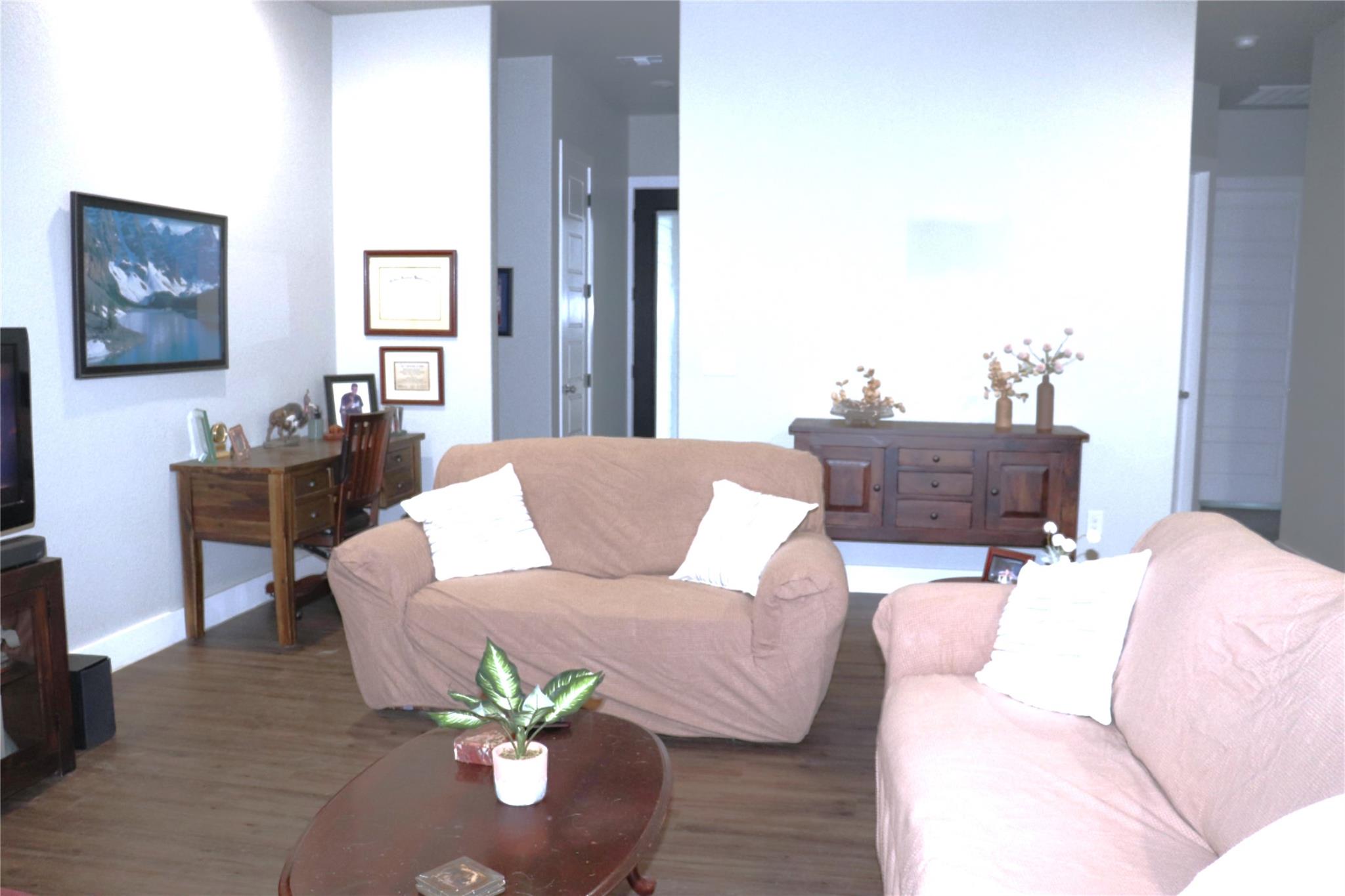 100 S Thomas Cv Property Photo 7