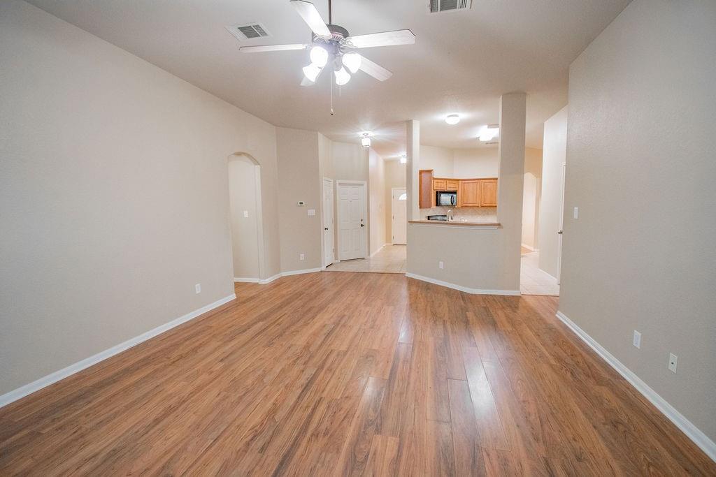 312 Pheasant Rdg Property Photo 4