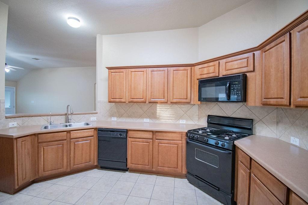 312 Pheasant Rdg Property Photo 8