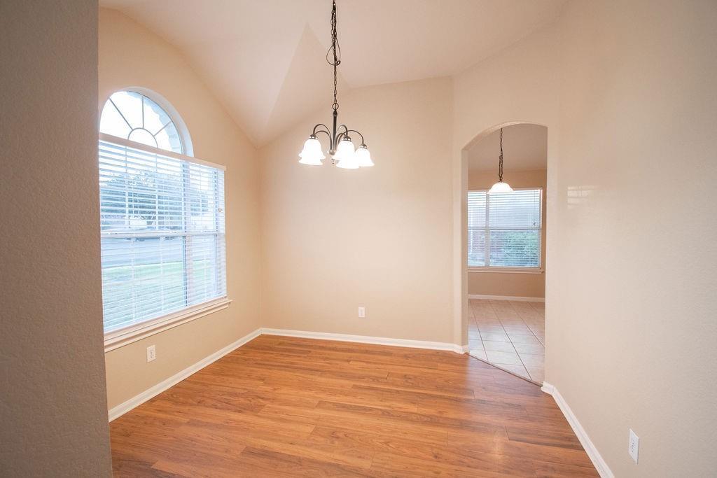 312 Pheasant Rdg Property Photo 12