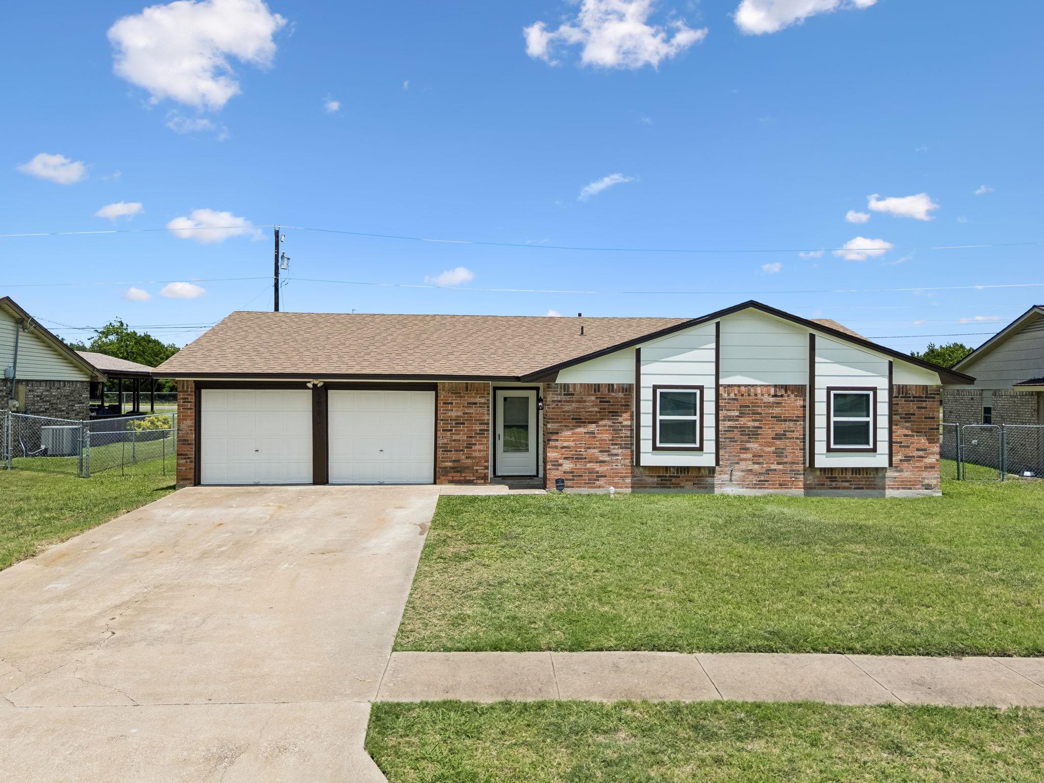 5905 Dan Dr
